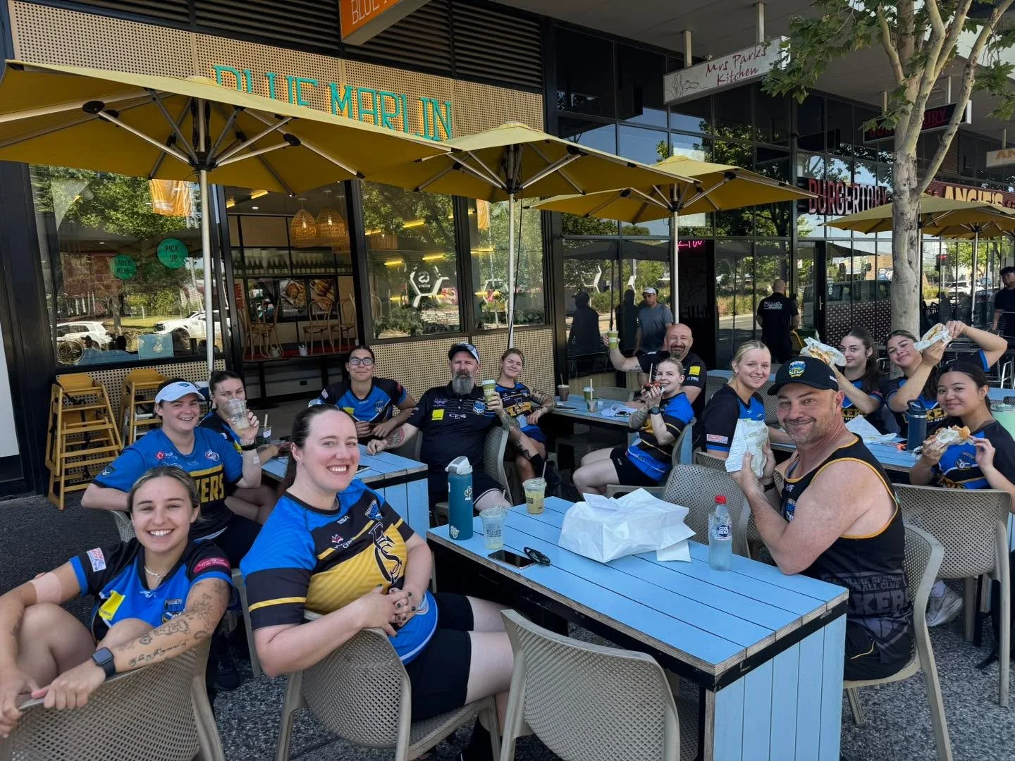 Great Senior Women/U19 session this morning with a few heading down to visit our friends @rogerrogerdeli for breakfast ☕️

This Thursday will be a &ldquo;come and try&rdquo; evening for our Senior Women &amp; U19 Girls. We warmly invite any new, inte