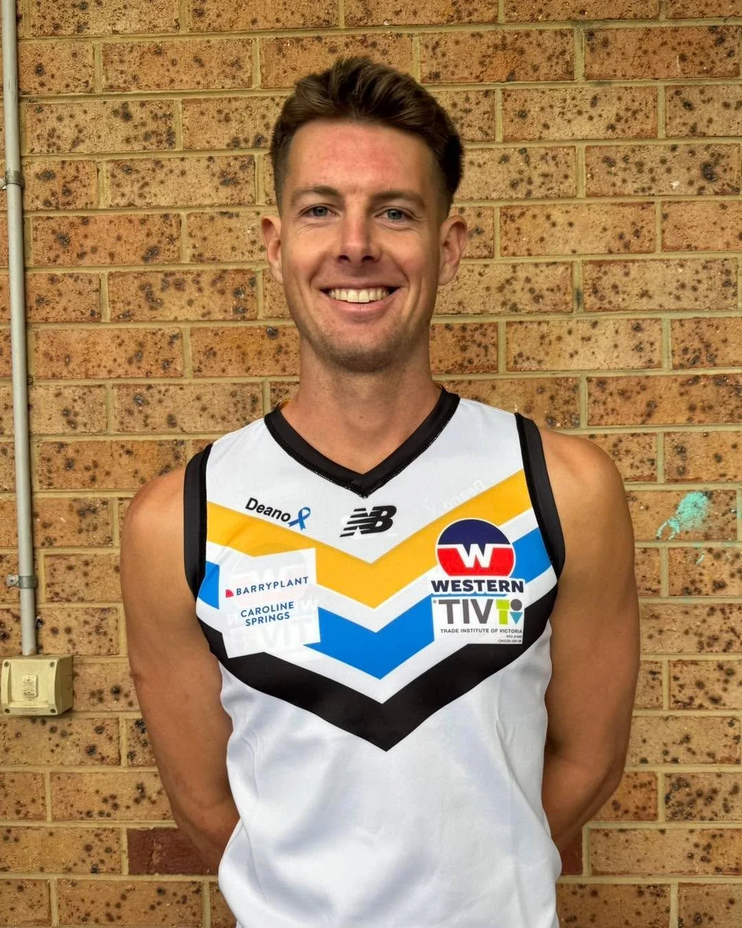 Huge congratulations to Tom Fullarton who made his CSFC senior debut over the weekend!

It was great to have Tom out there with the boys and we look forward to many more games in Lakers colours 🔥

Welcome to CSFC 💛💙🖤🤍

#LakerNation #cslakers #Go