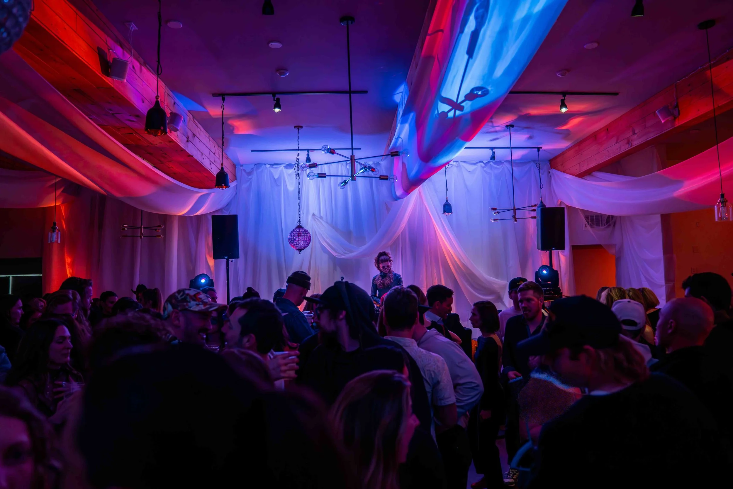 Fit for a crowd to party the night away.