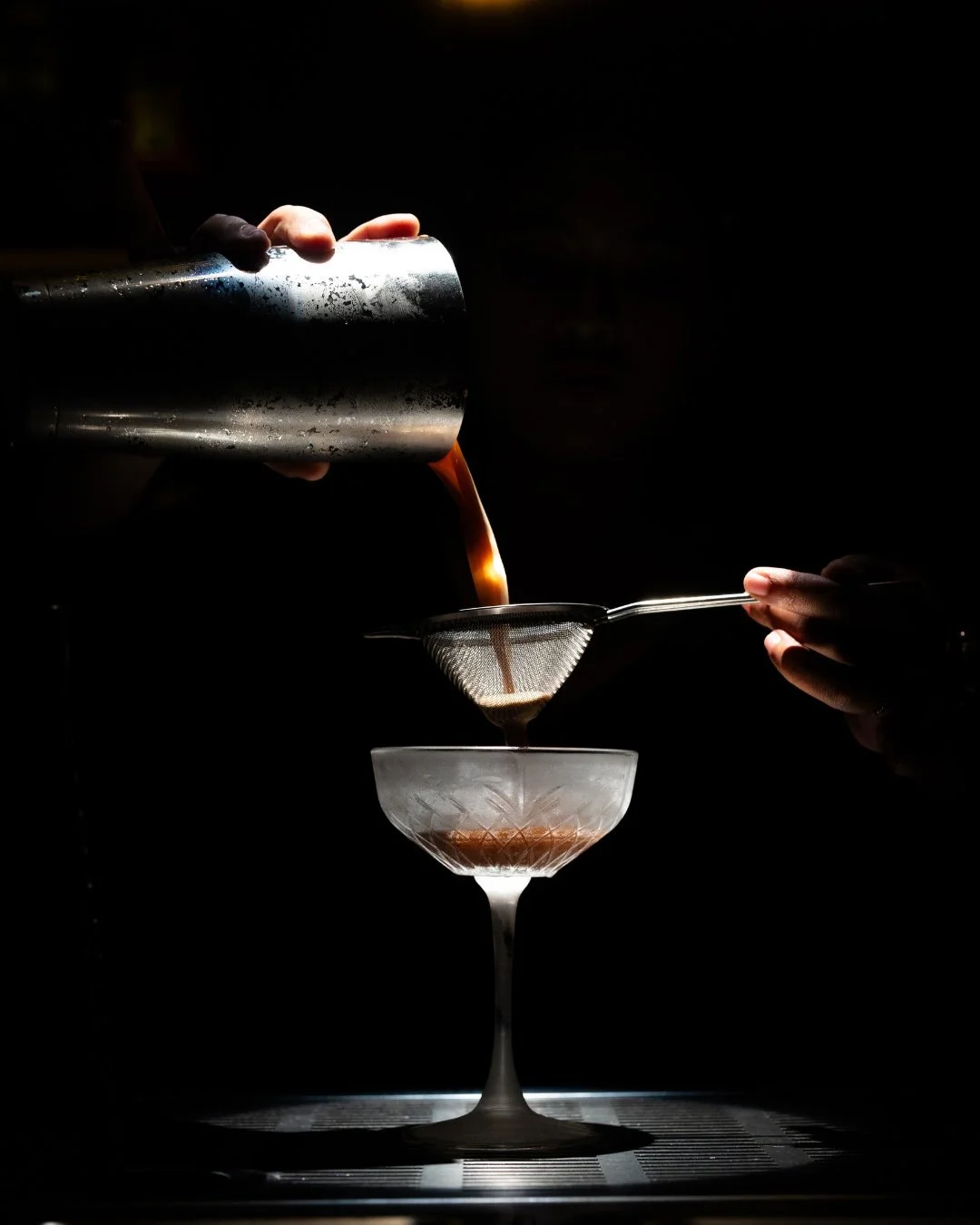 Is it really the best Espresso Martini in the world? We&rsquo;ll let our guests answer that one. 😉 🌍
That velvety, dense foam layer isn't an accident&mdash;it&rsquo;s a craft we take pretty seriously around here.
Swipe through to see the pour, and 