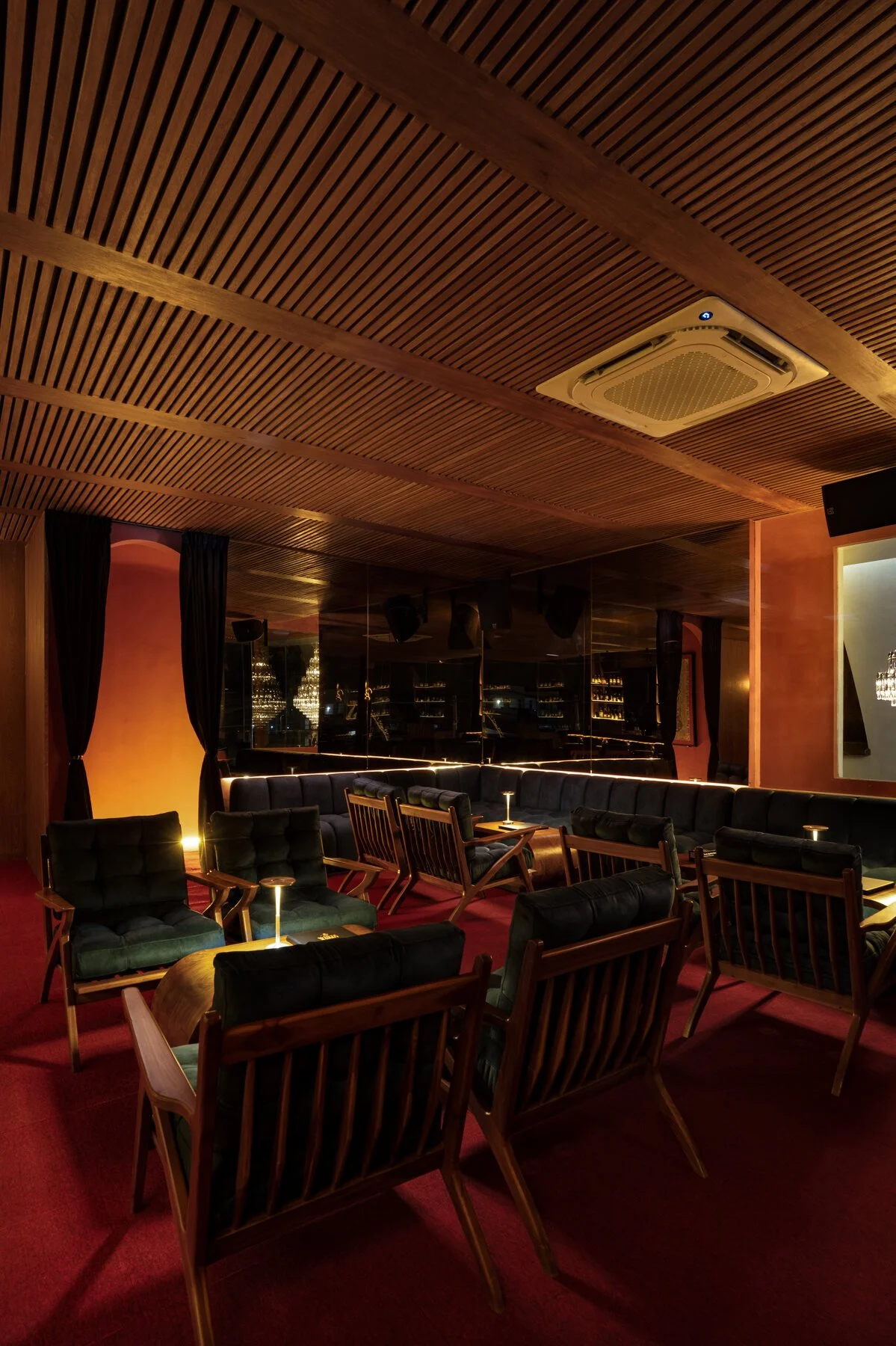 Corner seating
