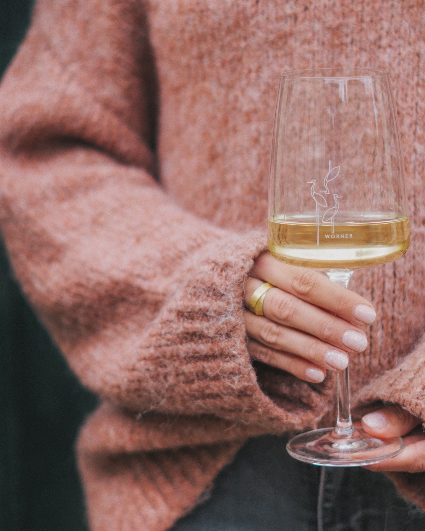 Ihr Lieben, habt ein sch&ouml;nes Wochenende! 🥂

PS: Diese wundersch&ouml;nen Gl&auml;ser von @zwieselglas kann man bei uns kaufen! 🤭