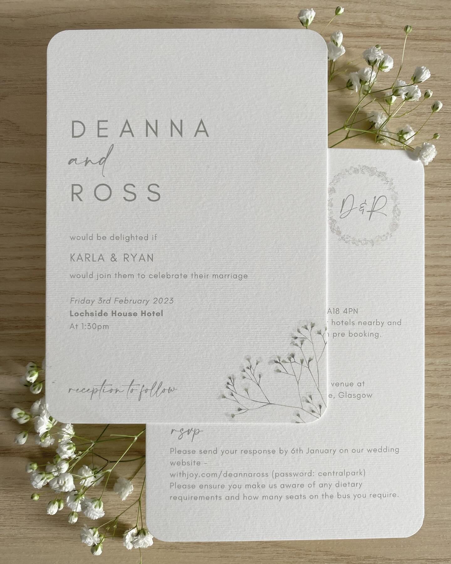 House Suite Number 4 - Who else loves gypsophila? This is Deanna 🤍 Classic and minimal with subtle sage green highlights and soft rounded corners, I love this one. If gypsophila isn't in your wedding flowers, change it to something that is so it fit
