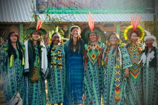 Expressing my gratitude to all these wonderful friends, family, teachers with whom I&rsquo;ve had the fortune of walking with in 2025. What a year! I love you all from the bottom of my heart! 

I give my gratitude to Great Spirit for connecting me to