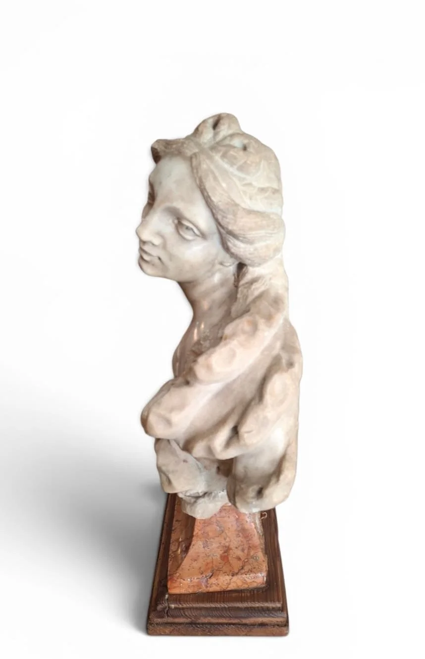 old-paintings-online-busto-femminile-in-marmo-1.jpg