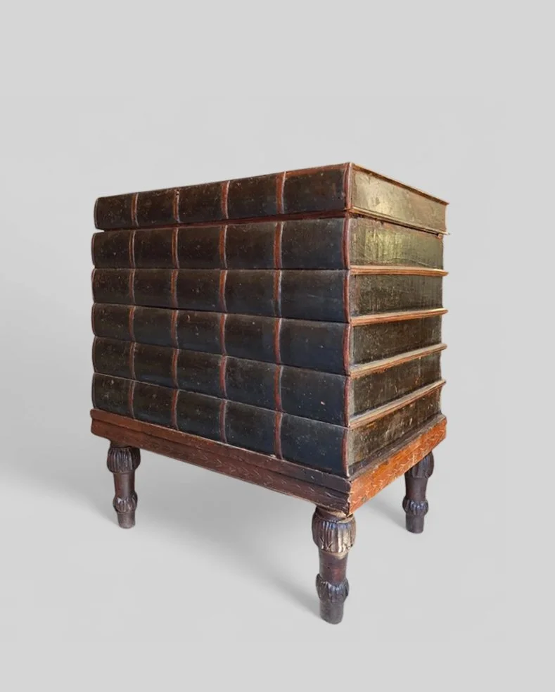 Un tavolino apribile a cassapanca