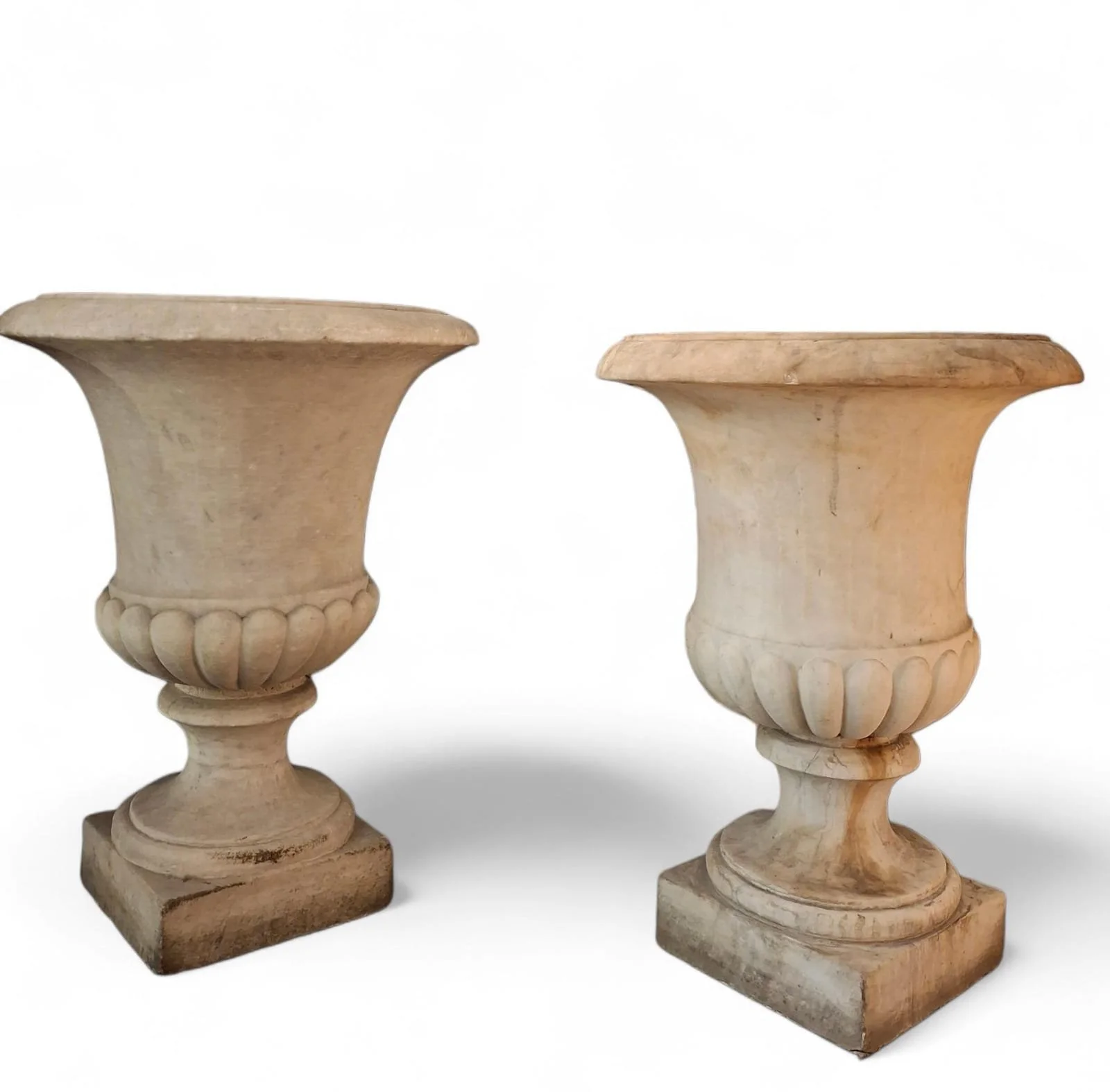 old-paintings-online-coppia-vasi-medicei-in marmo.jpg