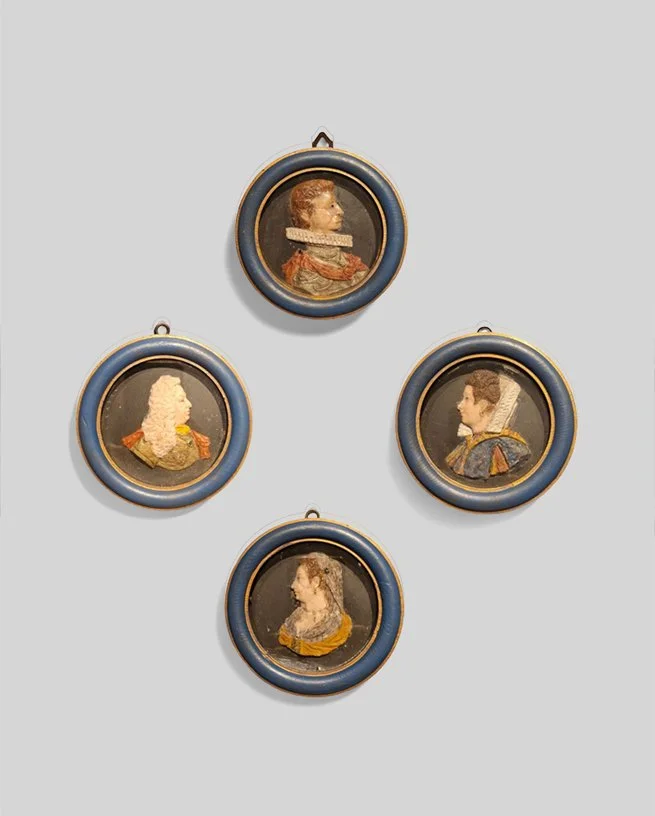 Quattro medaglioni con ritratti di nobili della famiglia Medici