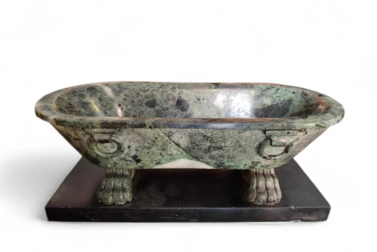 Modello di vasca in marmo Verde Alpi