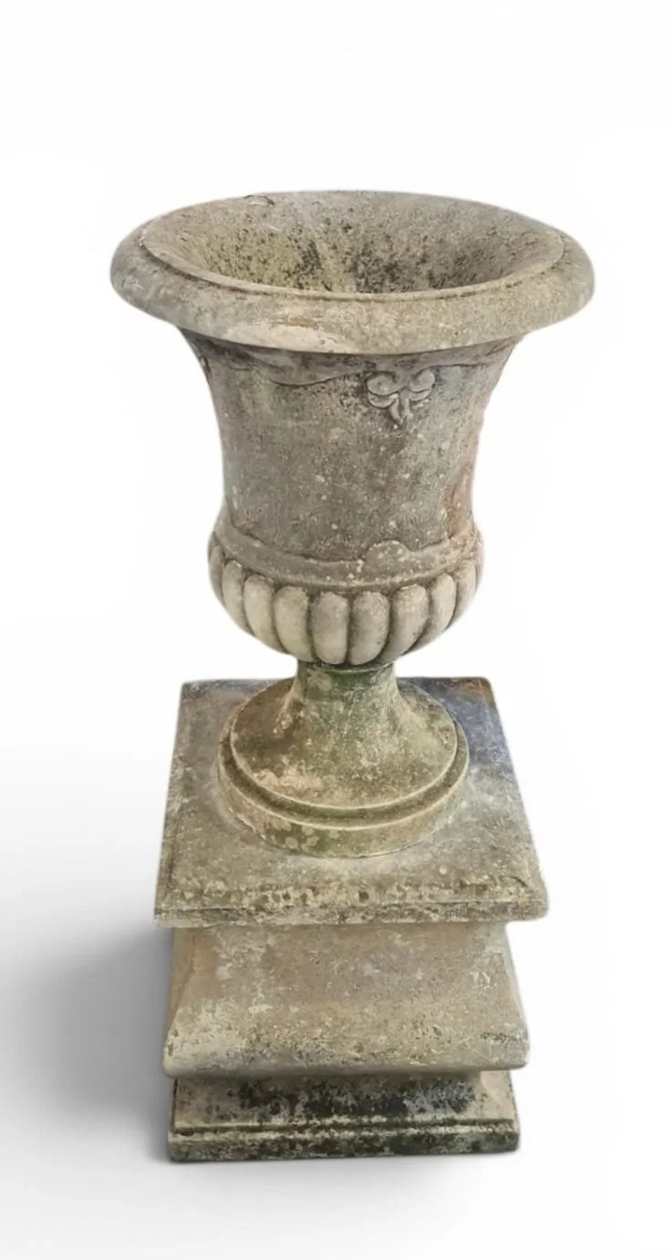 old-paintings-online-vaso-in-pietra-di-vicenza-1.jpg