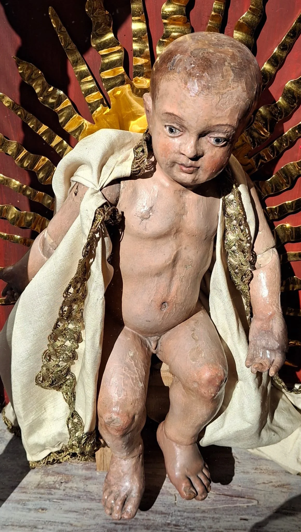 old-paintings-online-teca-con-bambino-arti-mobili.jpg