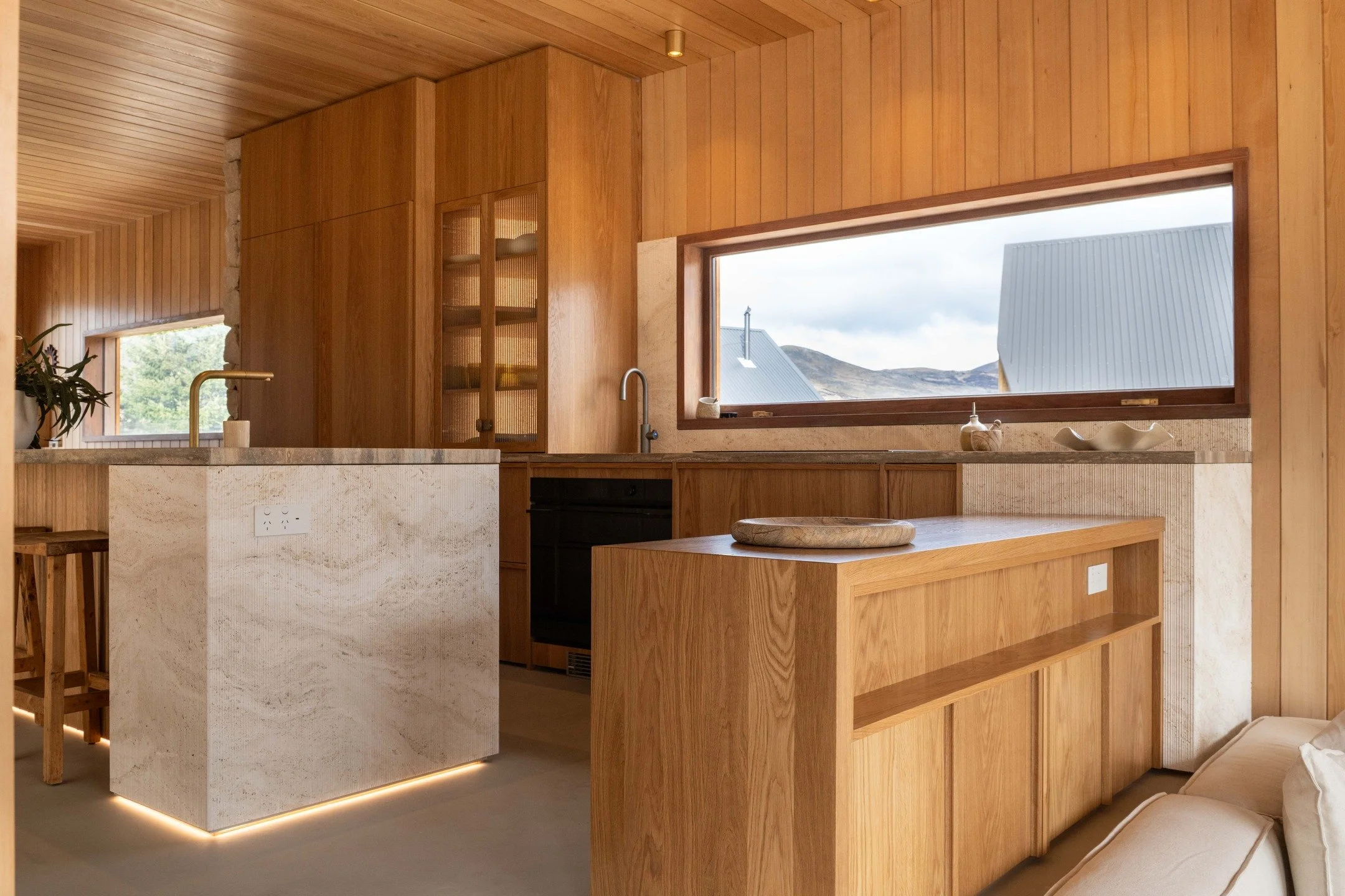 Every corner of this kitchen is a showstopper ✨

Captured beautifully by @kateclaridge_kaleidoscope, here&rsquo;s one of the many hero shots from our Castle Hill project.