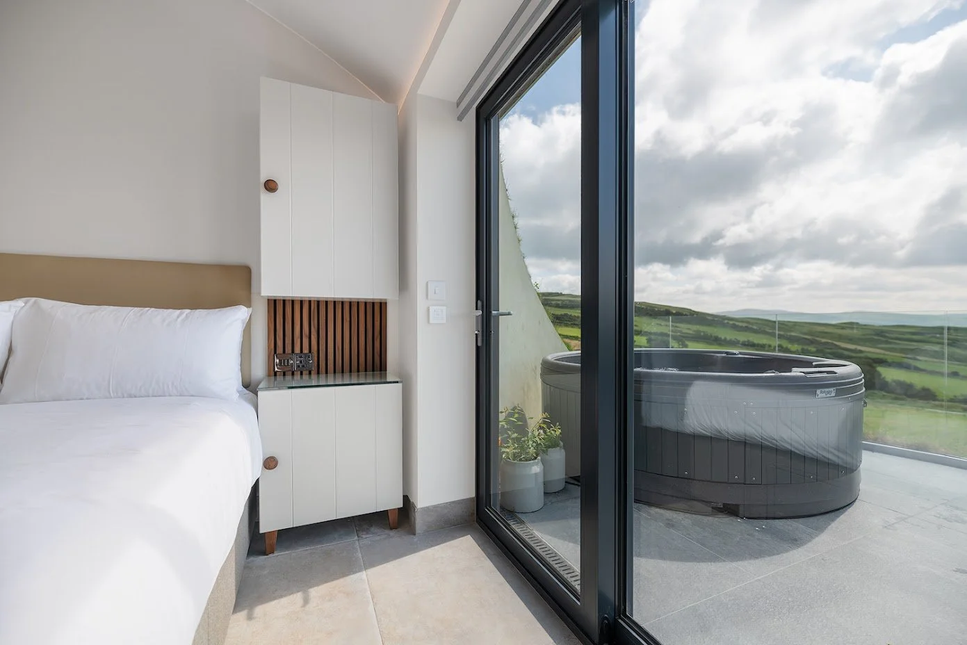 The Willow Hill Aberdovey Nyth Y Wennol