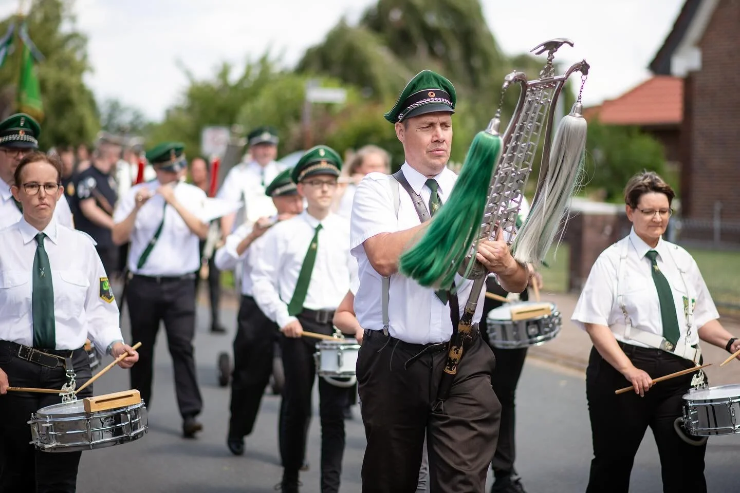 Morgen gibt&rsquo;s den Umzug zum Sch&uuml;tzenfest und dann wird wieder in der Wasserm&uuml;hle gefeiert. Seid ihr dabei? Es ist ja sehr sch&ouml;n in der Wasserm&uuml;hle, aber ich denke wehm&uuml;tig zur&uuml;ck an die Jugend, wo unser Sch&uuml;tz