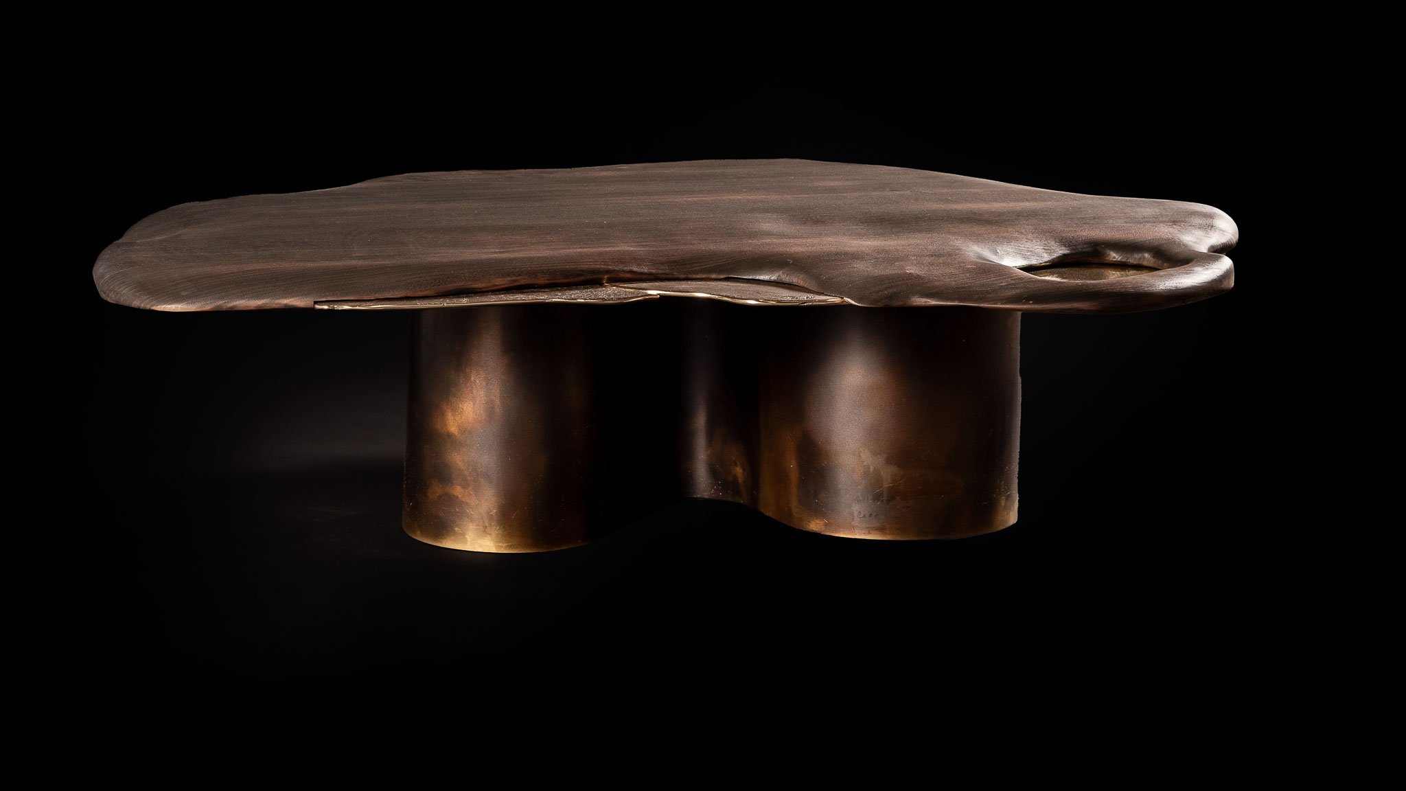 Wooden trinity coffeetable // Burned fraké wood - cast brass details - brass base 