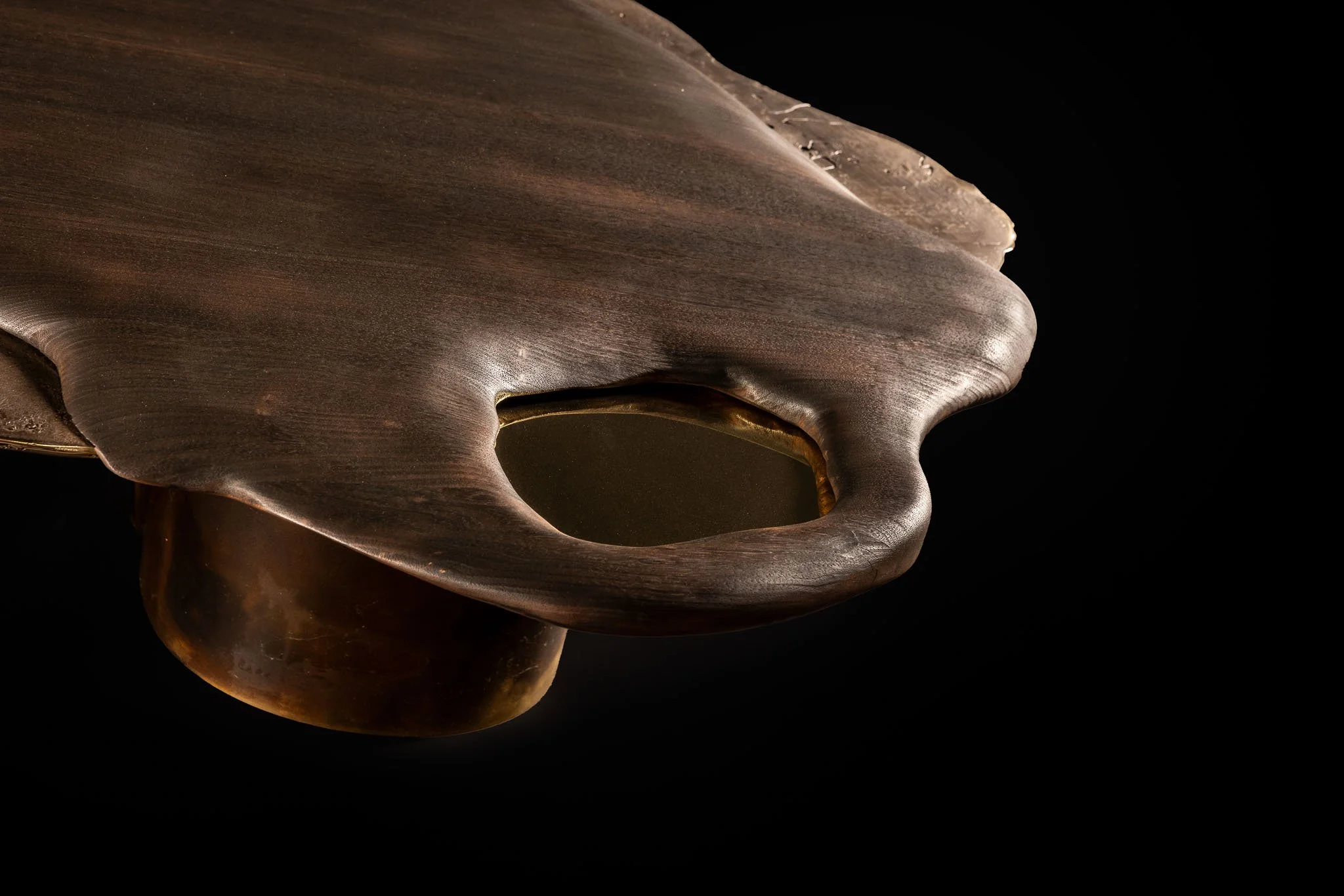 Wooden trinity coffeetable // Burned fraké wood - cast brass details - brass base 