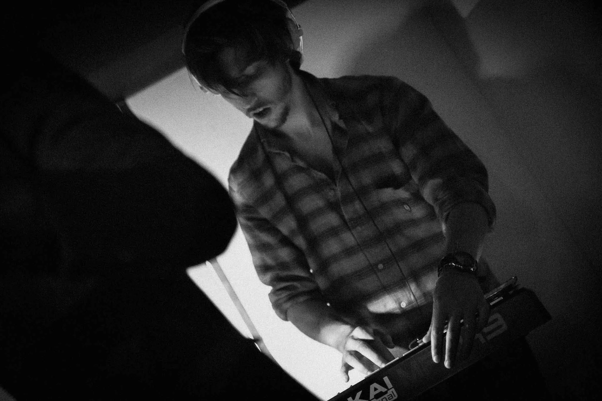 Belize-Live-2014.02.08-Ozone-Sala-Zero2-7.jpg