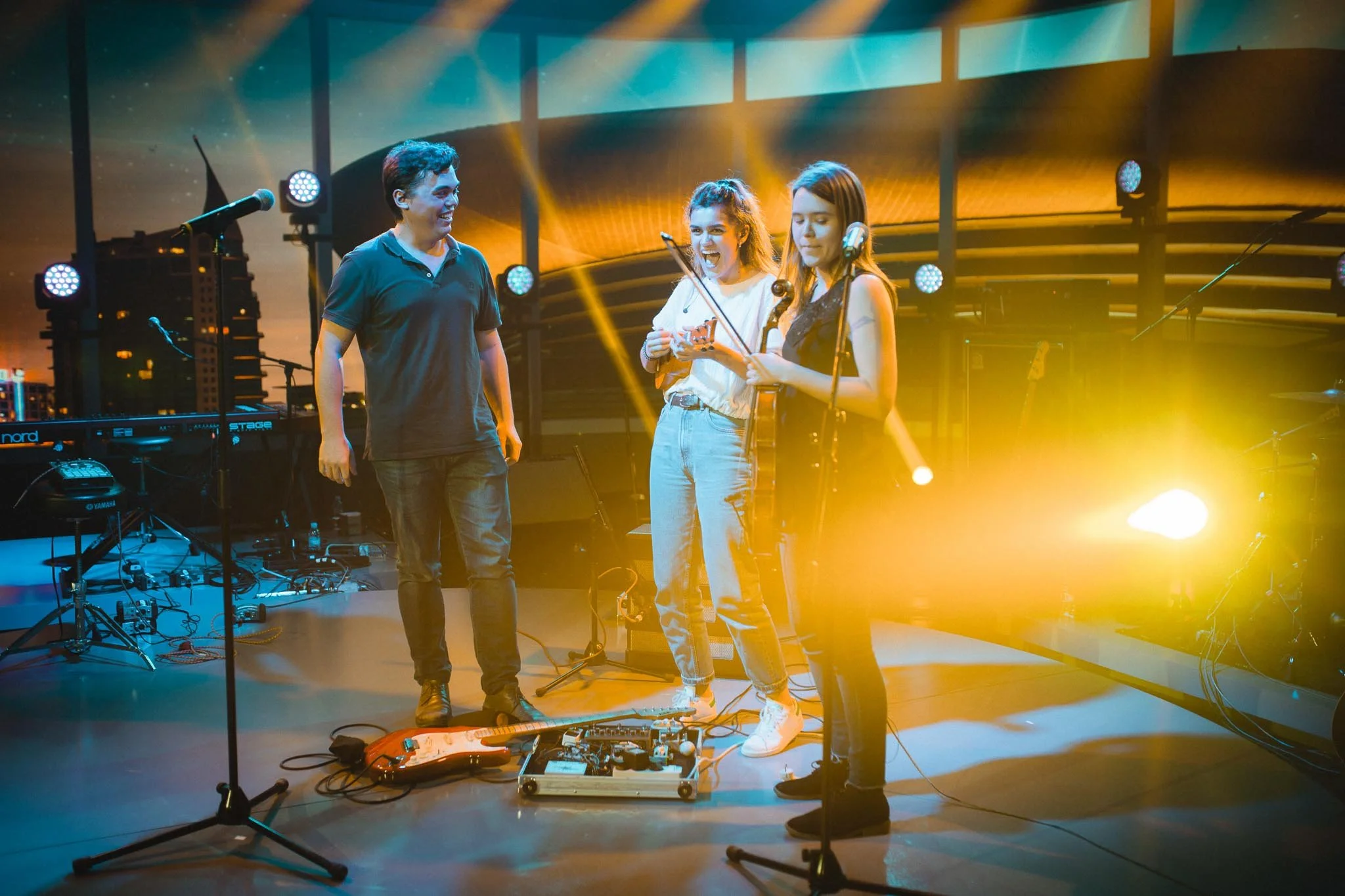 Belize y Amaia ensayan "Egos" para el concierto 'Amaia, Alfred y Amigos'. Madrid, 26 de abril de 2018. SANTI G. BARROS.