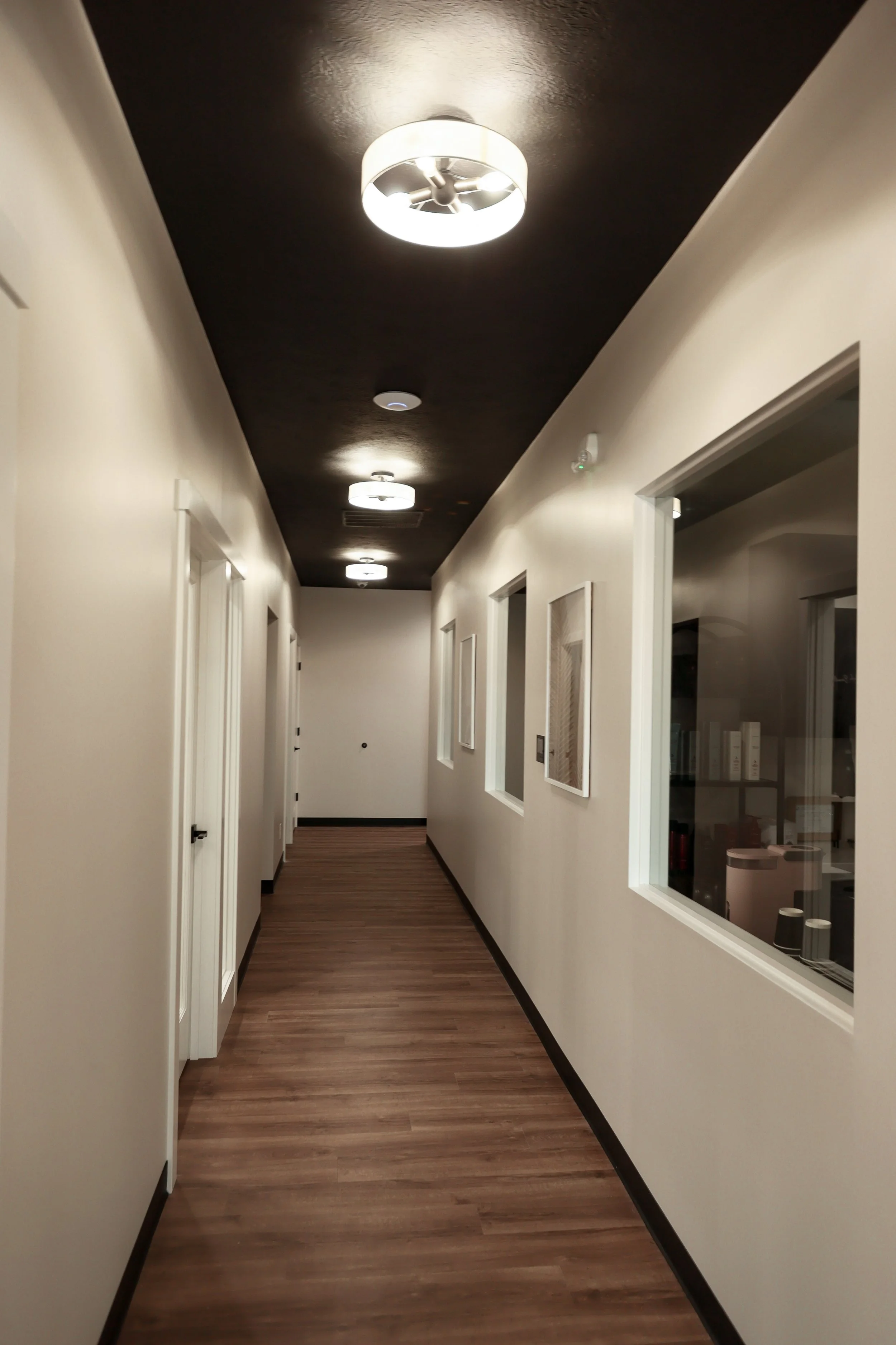 Commercial Salon Suites — Cardwell Built