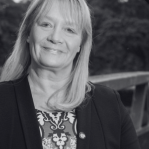 Linda Lowther