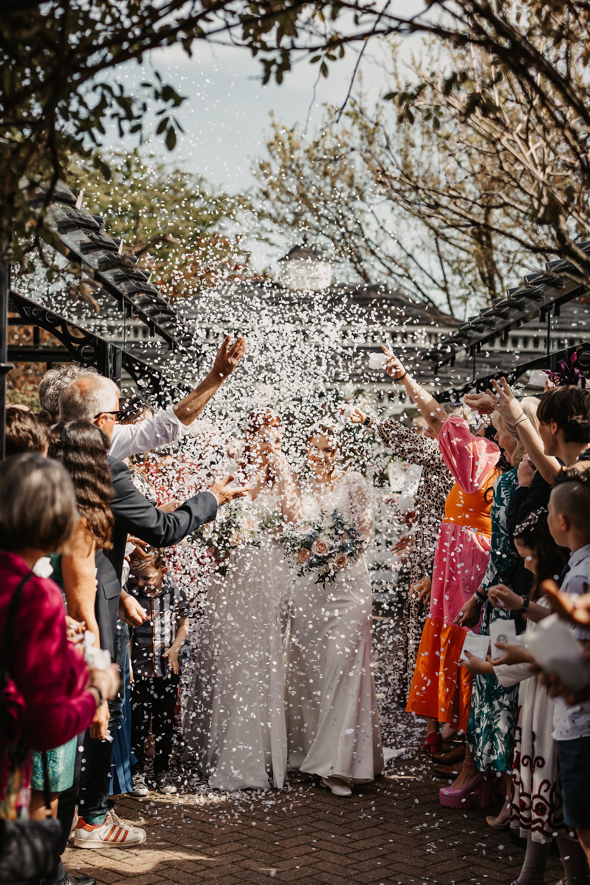 The-Old-Kent-Barn-Wedding-Venue-confetti-image