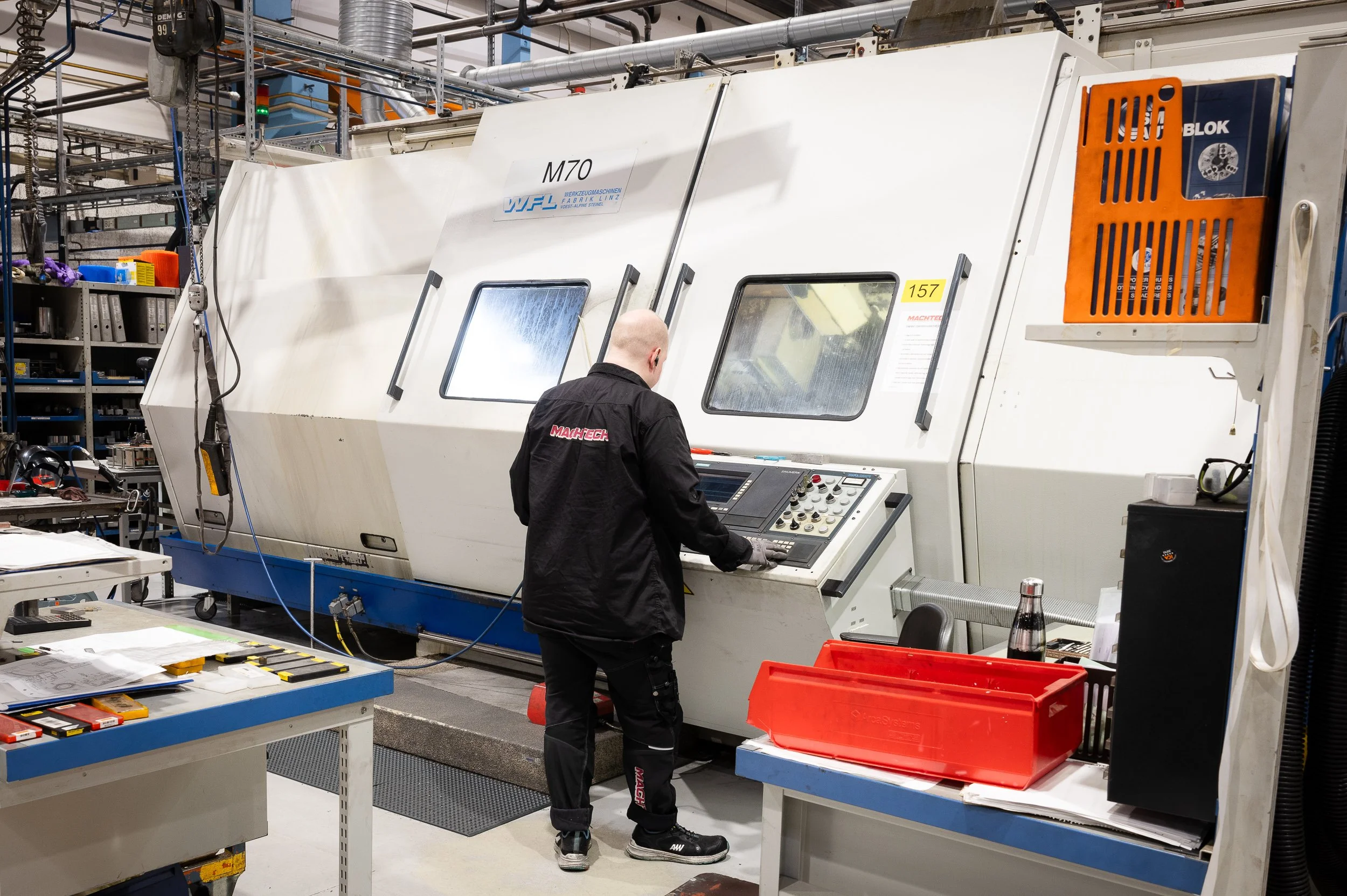Voest Alphine M-70