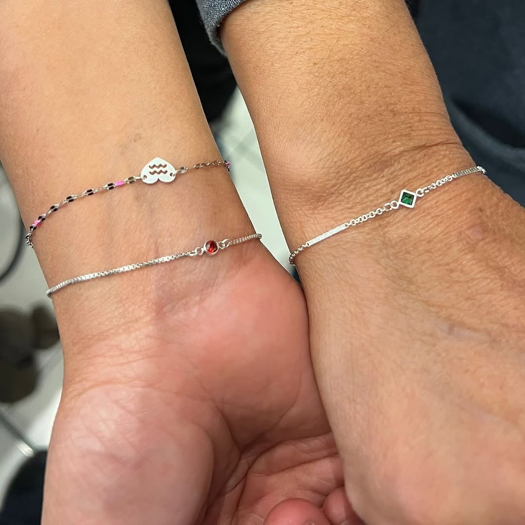 Gift Ideas: Why Permanent Friendship Bracelets Are the Perfect Surprise