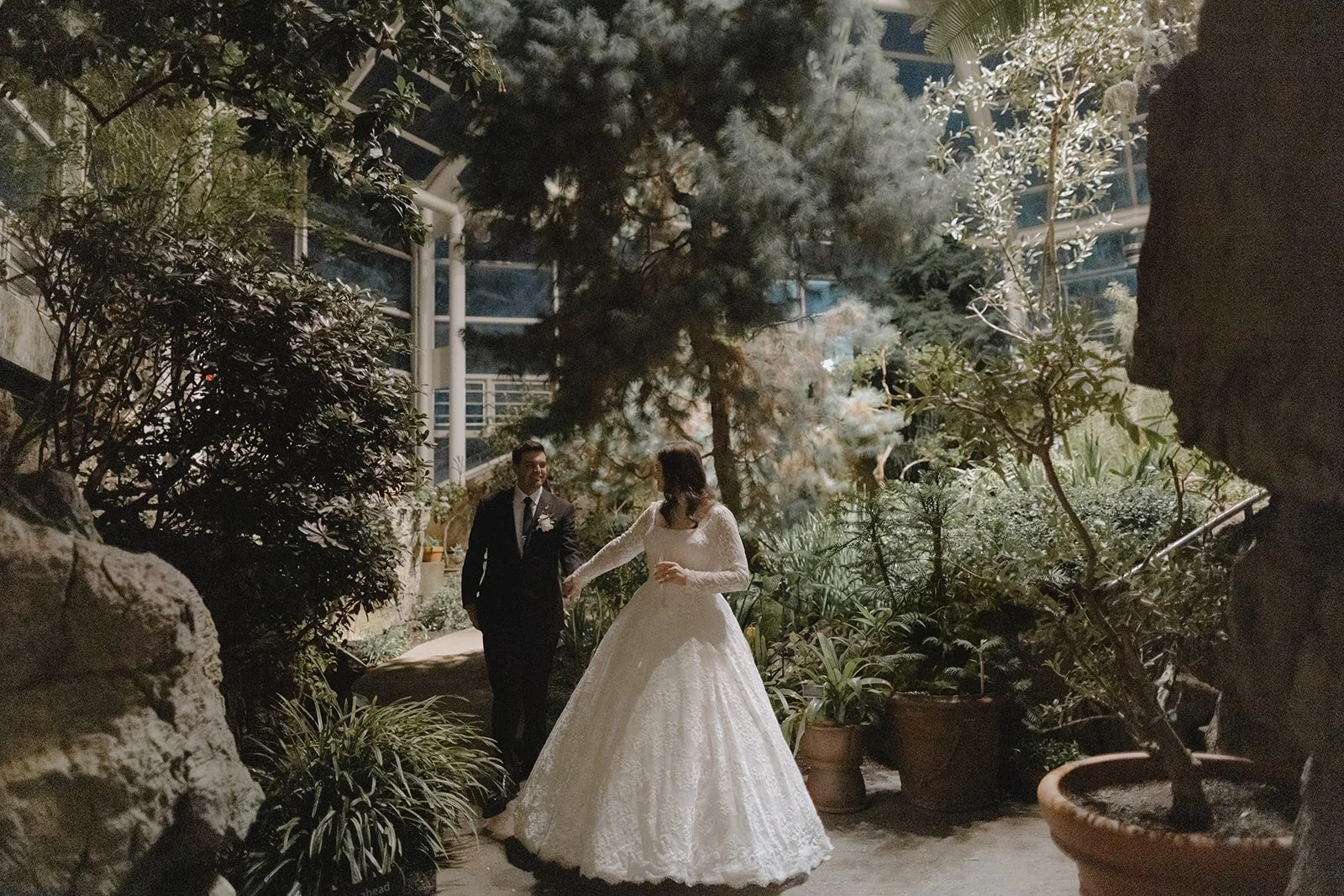 BROOKLYN BOTANIC GARDENS