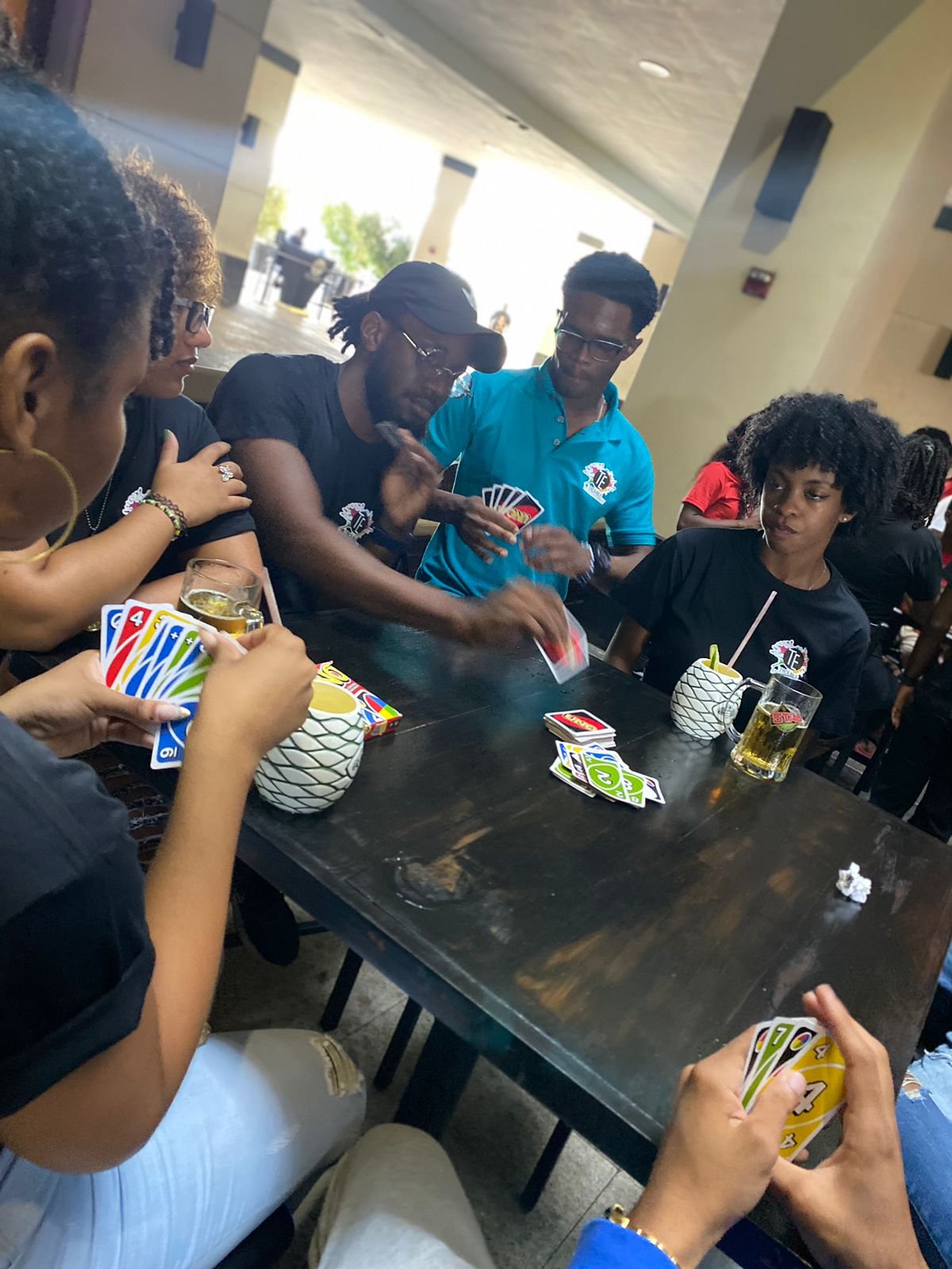 Uno.jpg