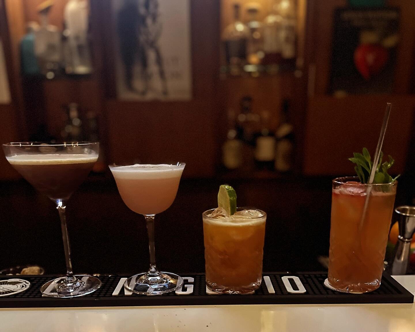 A round&hellip;

On display: Espresso Martini, Pepper My Rose!, La Cucaracha Wrecker and Who Knows

#craftcocktails #speakeasy #cocktails #hautecouture #barstyle #spirits #weekend #mixology #manhattanbeach #comefindout