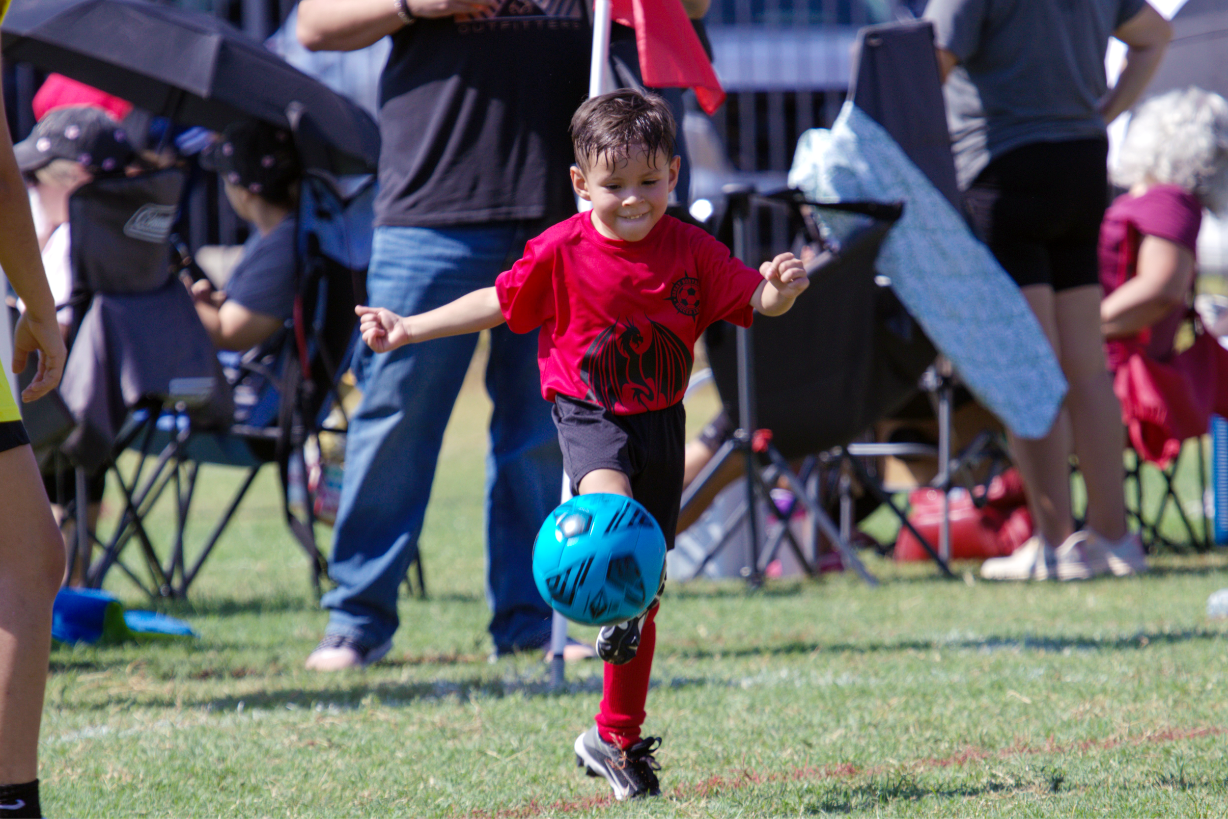 Red jersey GNW player. Photo by Koryna Castro