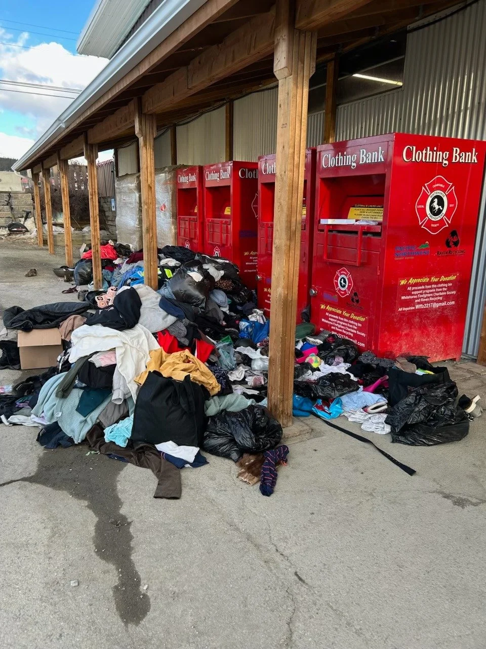 I really didn't want to post something like this but it looks like it's necessary 😔.

Just your friendly reminder: 👏WE 👏ARE 👏 NOT 👏 A 👏 LANDFILL.

‼️All the photos below are just the past few days. It is now becoming a daily occurrence. ‼️

We 