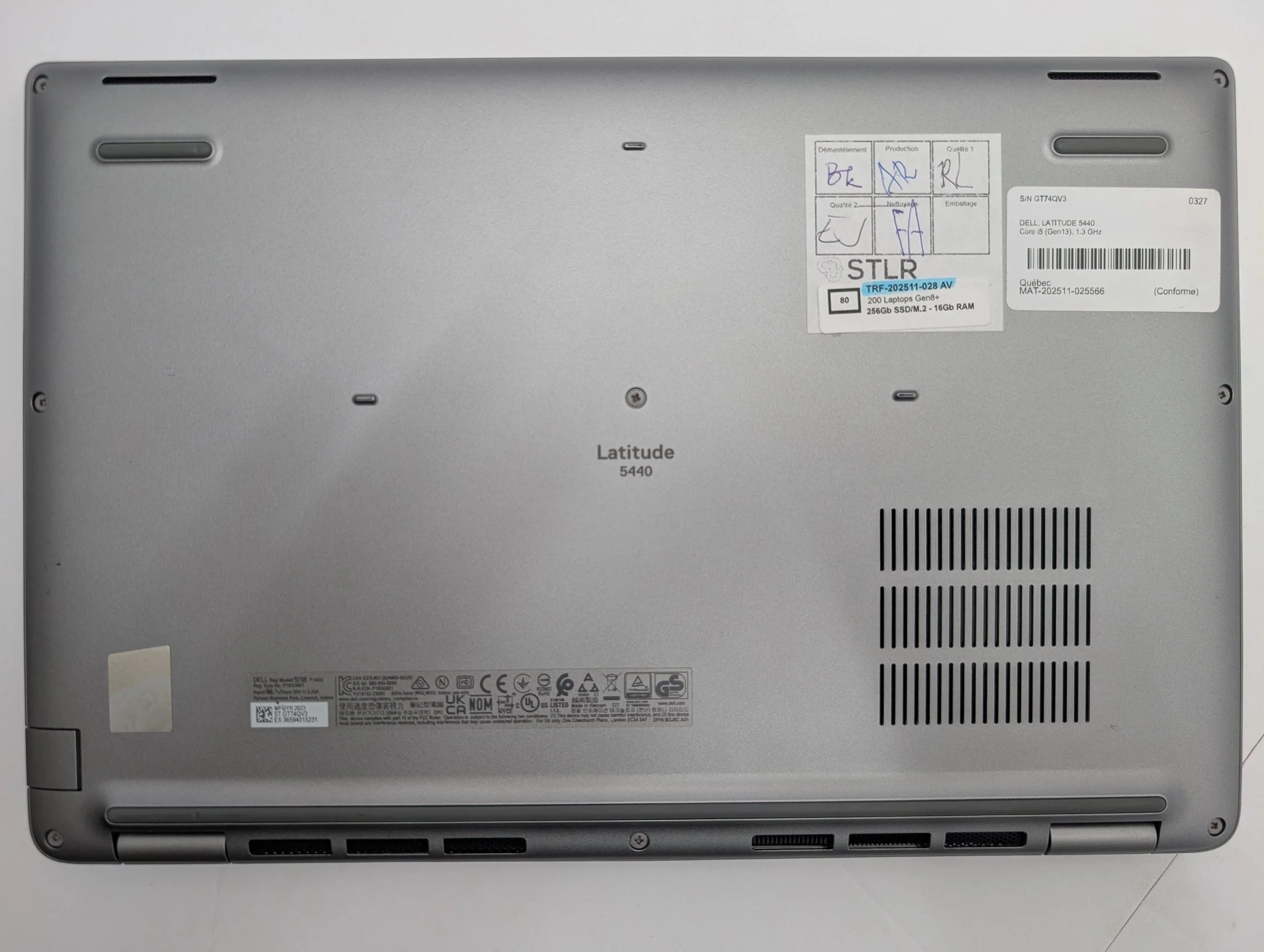42DellLatitude 5440 bottom.jpg
