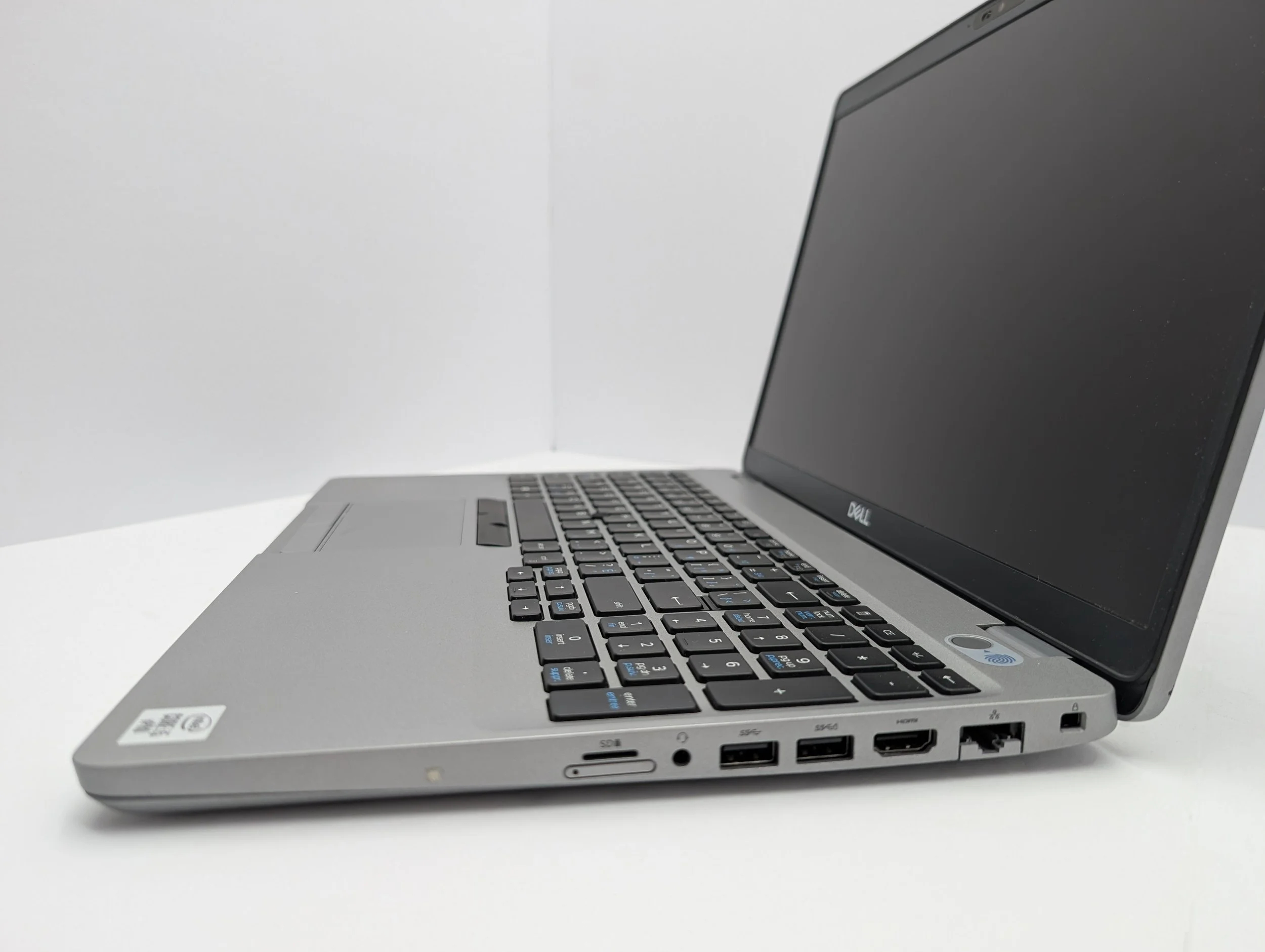 47DellLatitude 5510 right.jpg