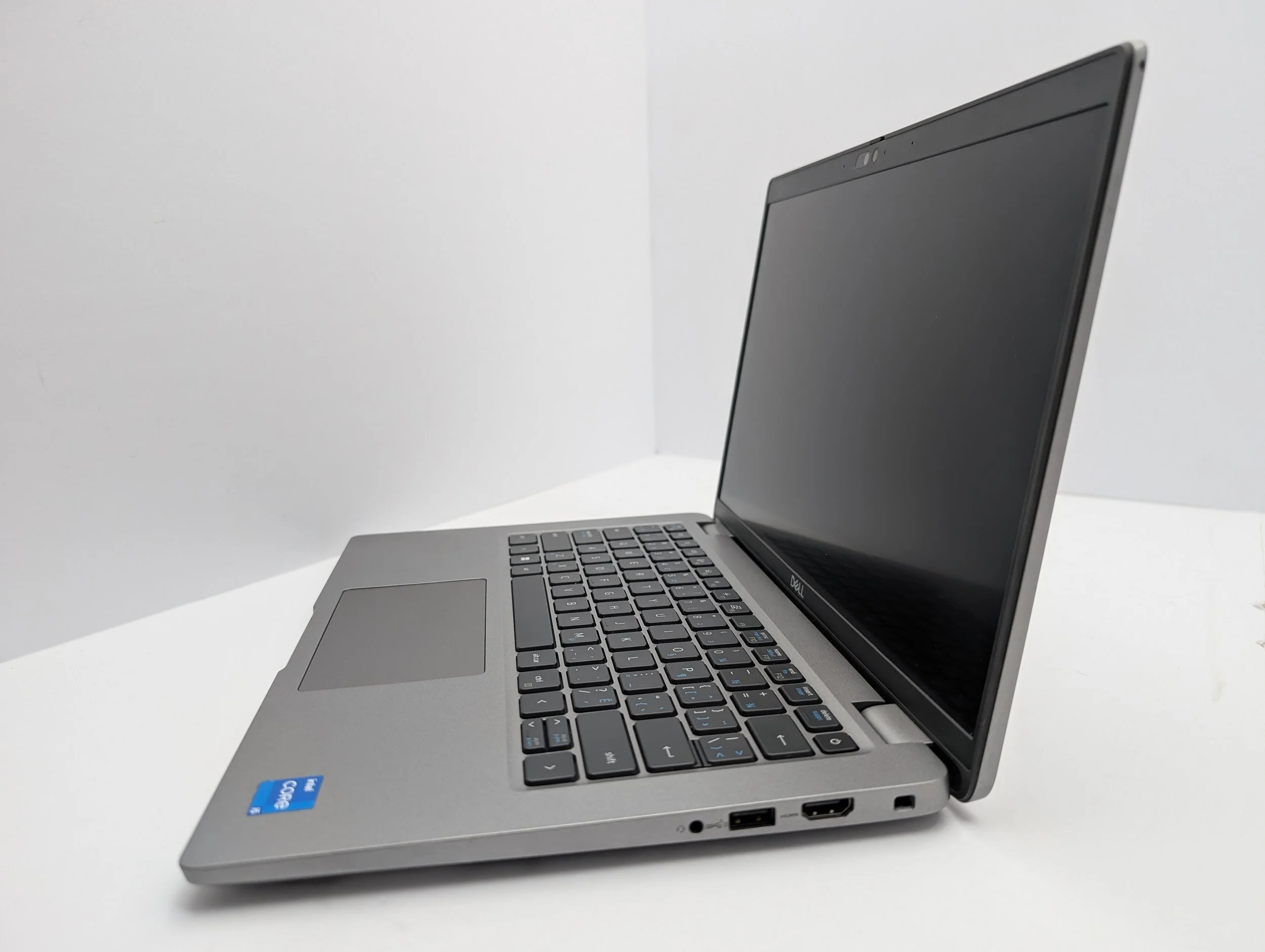 41DellLatitude 5440 right.jpg