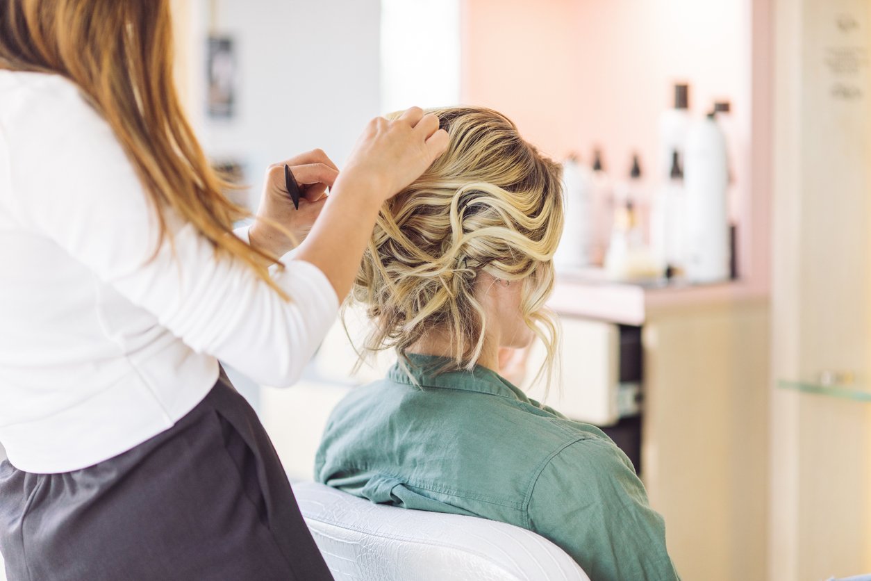Flyers for Hair Salons: Cut Through the Noise and Bring More Clients In
