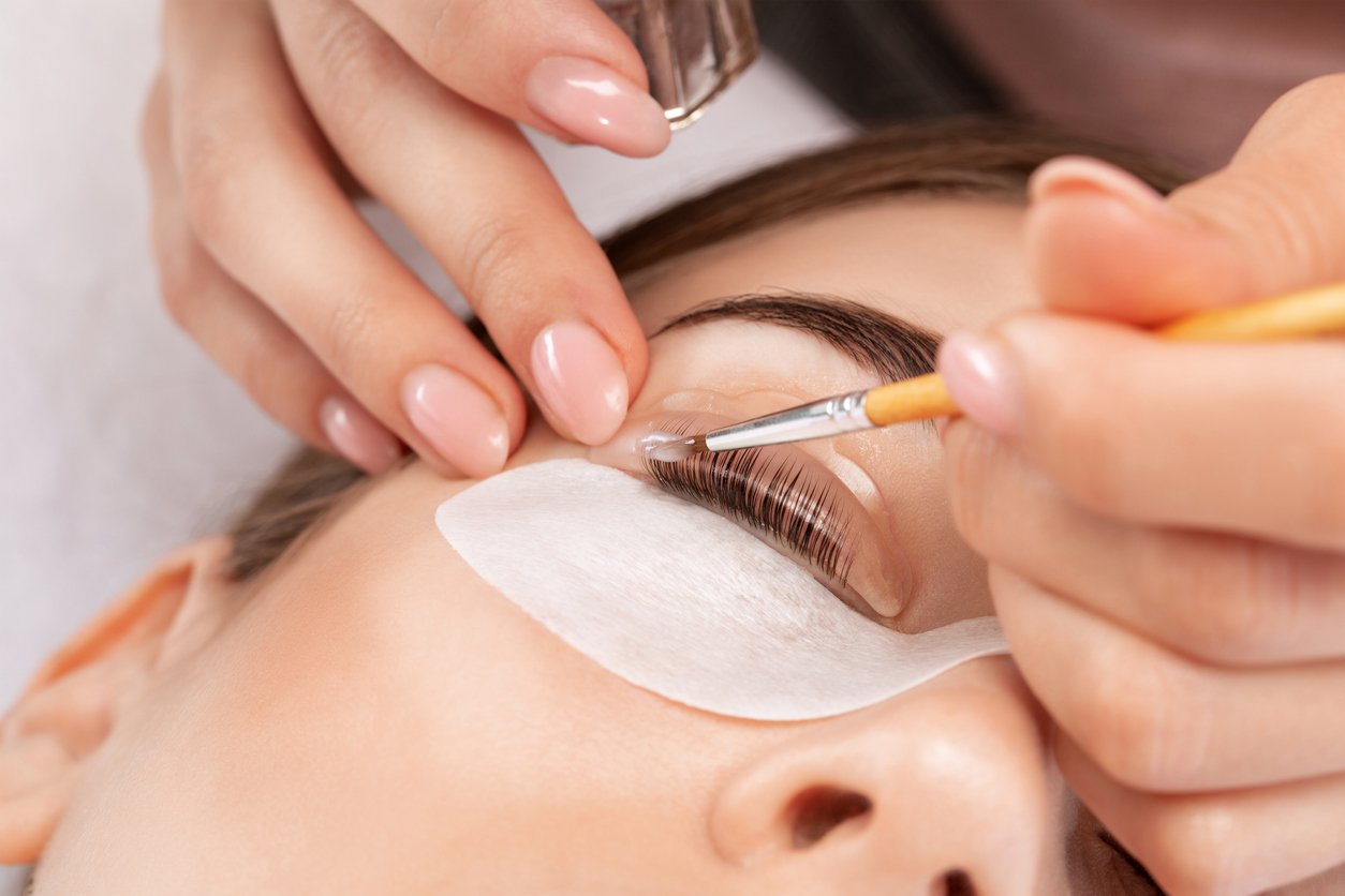 Flyers for Lash & Brow Studios: Boost Bookings with Targeted Local Visibility