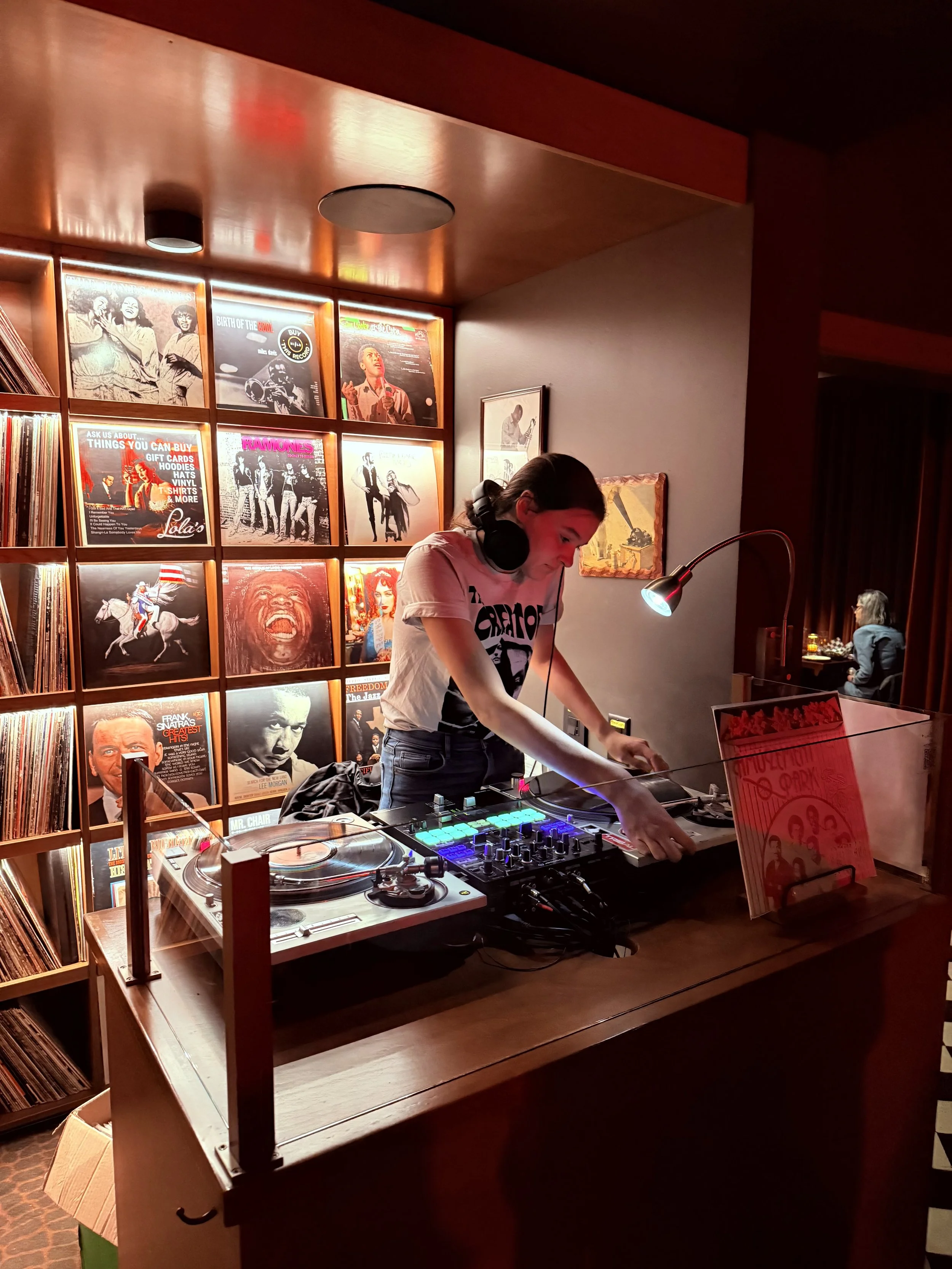FUNKY DISCO GROOVES with PCAROLDACTYL