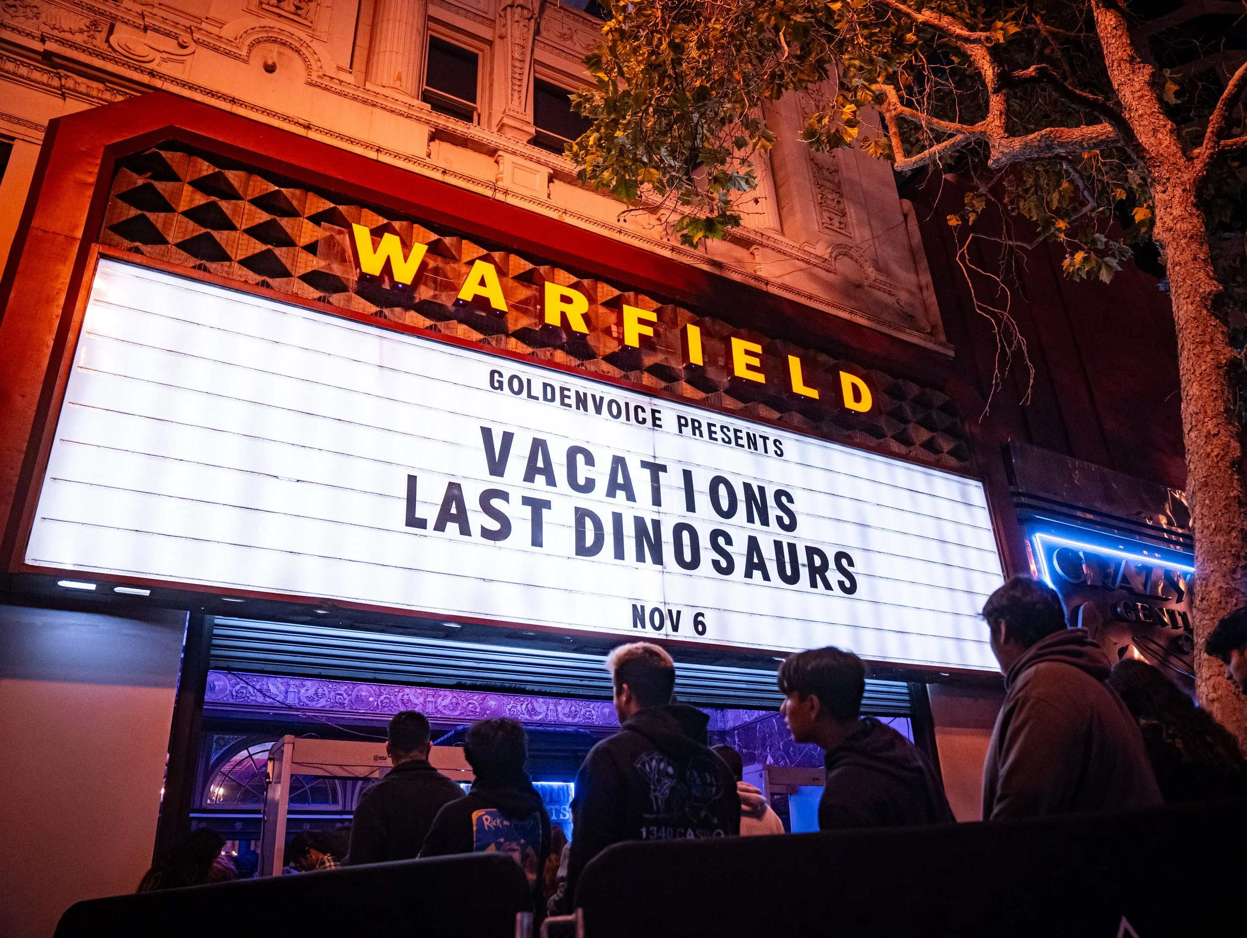 vactations&lastdinos-10.jpg