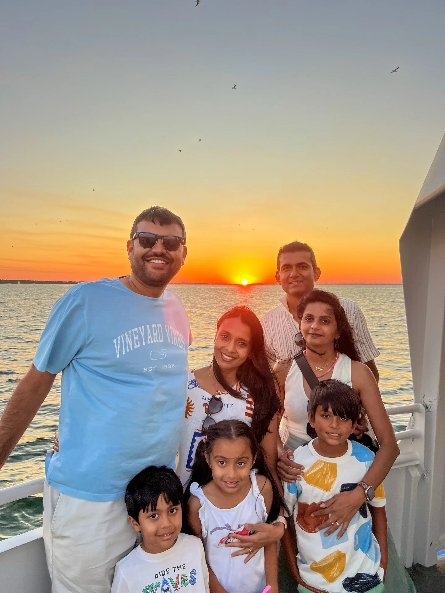 👏🥳🗓️ So you&rsquo;ve made it to 2026&hellip; CONGRATULATIONS!!!

🚢🐬🌅 That deserves a ride on the Glass Bottom Boat with your favorite people &mdash; to chase dolphins, watch the sunset, and reflect on what&rsquo;s ahead.

🧘&zwj;♂️🧘&zwj;♀️ Thi