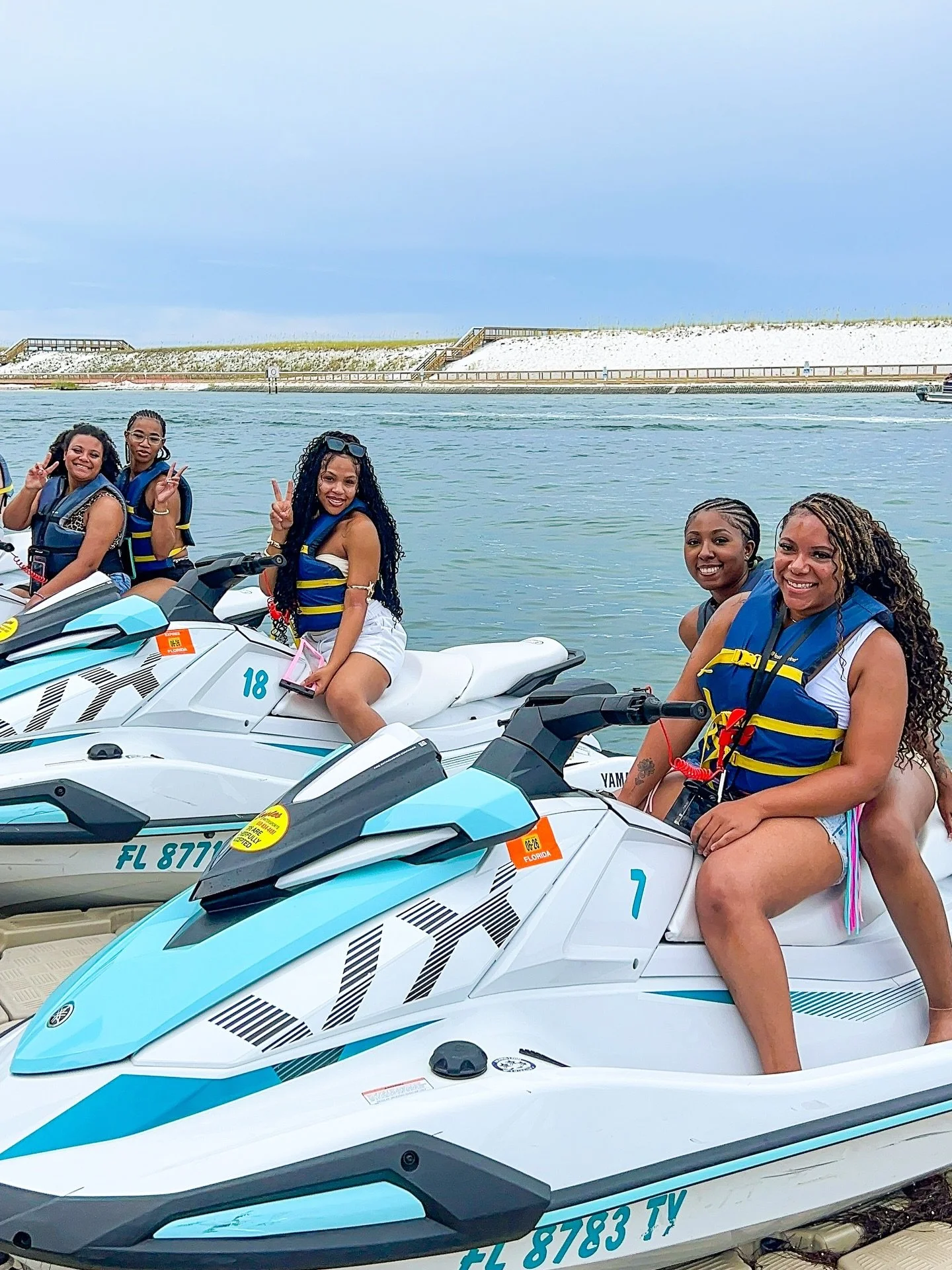 🤔 Is a girls&rsquo; jet ski hangout on your #SpringBreak2026 calendar?!

👀 If not&hellip; it better be.

☀️💦🗣️ The sun is out, the water is calling, and Boogies is gearing up to launch starting Wednesday, March 4.

😎🤙🏻🌊 Skip the wait &mdash; 