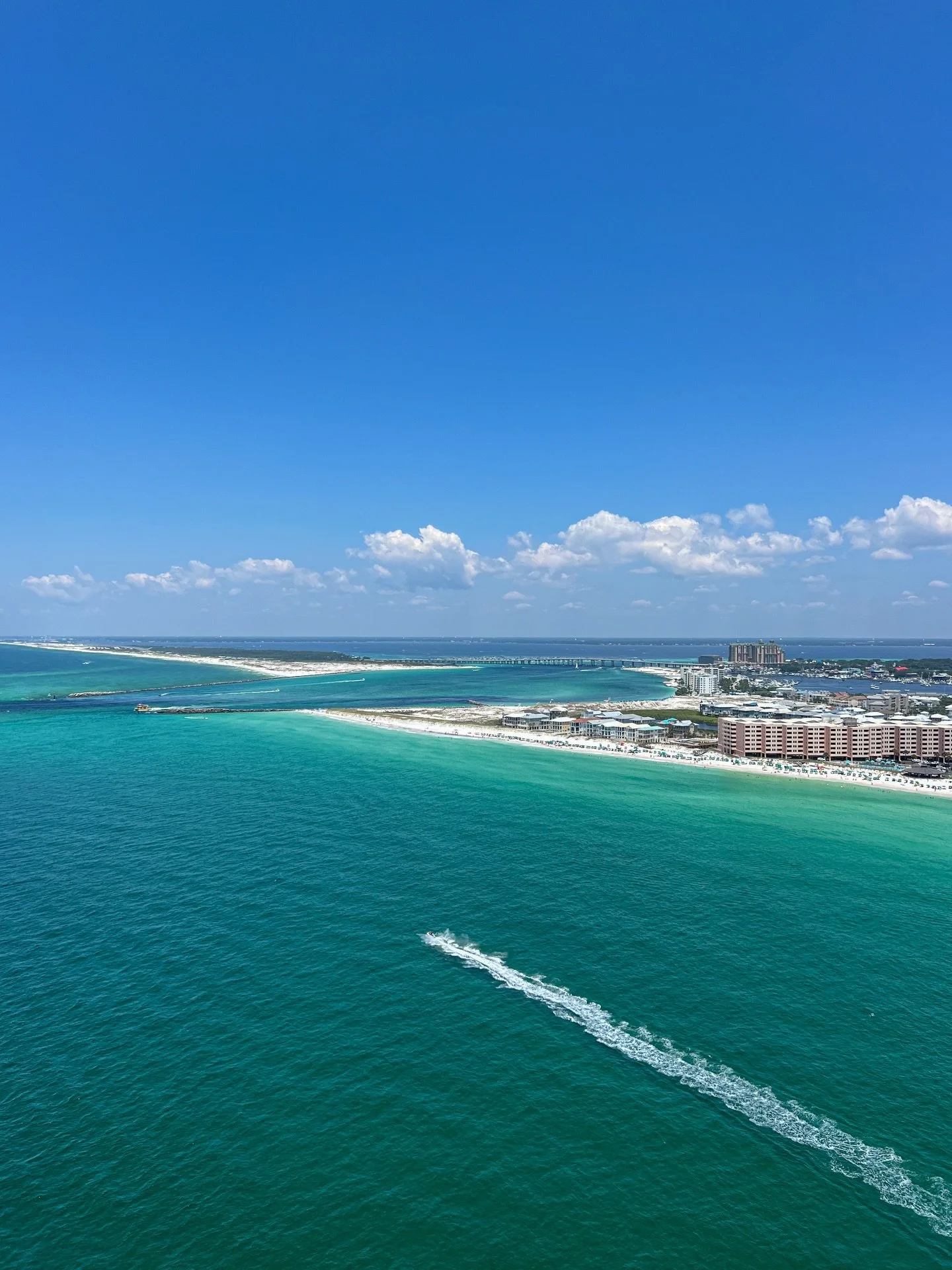 🚤🪂💦 Up here, the views hit different.

🌬️😍🏨 The water glows, the horizon stretches forever, and even @Emerald_Grande looks like a mini landmark below.

😎🤙🏻🌊 That&rsquo;s when you know your Spring Break just leveled up.

🌐 Book Online: link