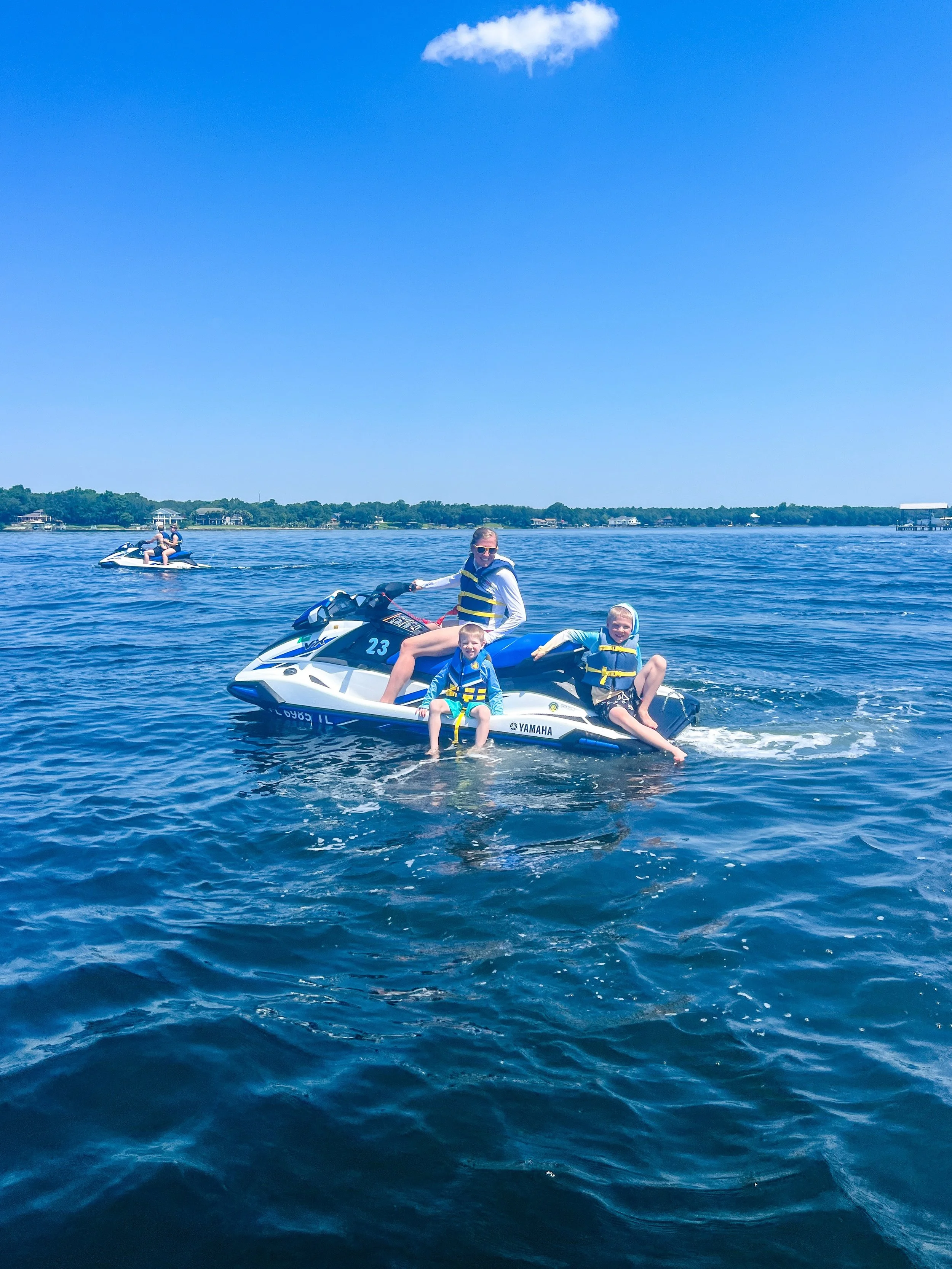 🌸💖🌊 Nothing says &ldquo;Happy Mother&rsquo;s Day Weekend&rdquo; quite like a jet ski ride across the Emerald Coast

🤑 Use code MOM through Sunday, May 10, to unlock an exclusive deal for those chasing a little adventure on the water.

🏁 Sunshine