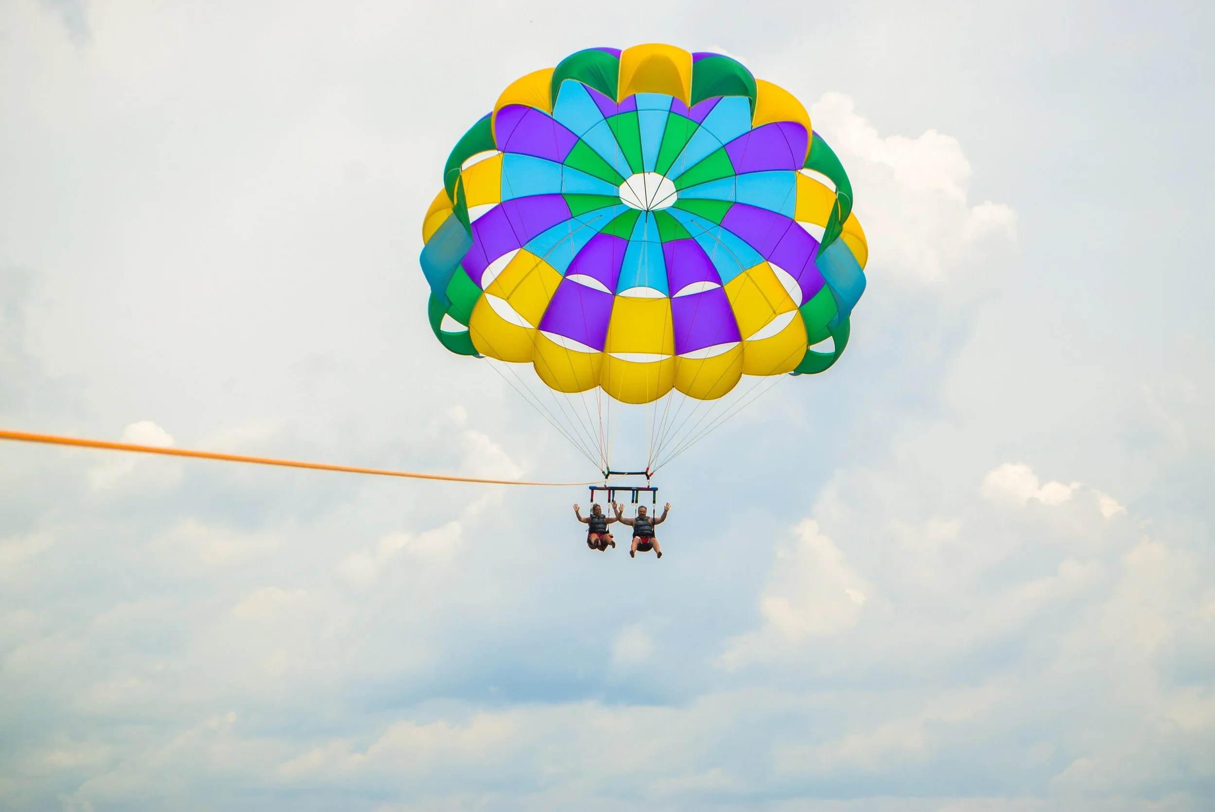 🤔🚤🪂 Ever wondered what 800 feet of parasail line looks like from the boat?

😂 Let&rsquo;s just say your friends go from full-size humans to teeny-tiny dots in the sky VERY quickly.&nbsp;

🙄 And if you&rsquo;re sitting on the boat watching them f