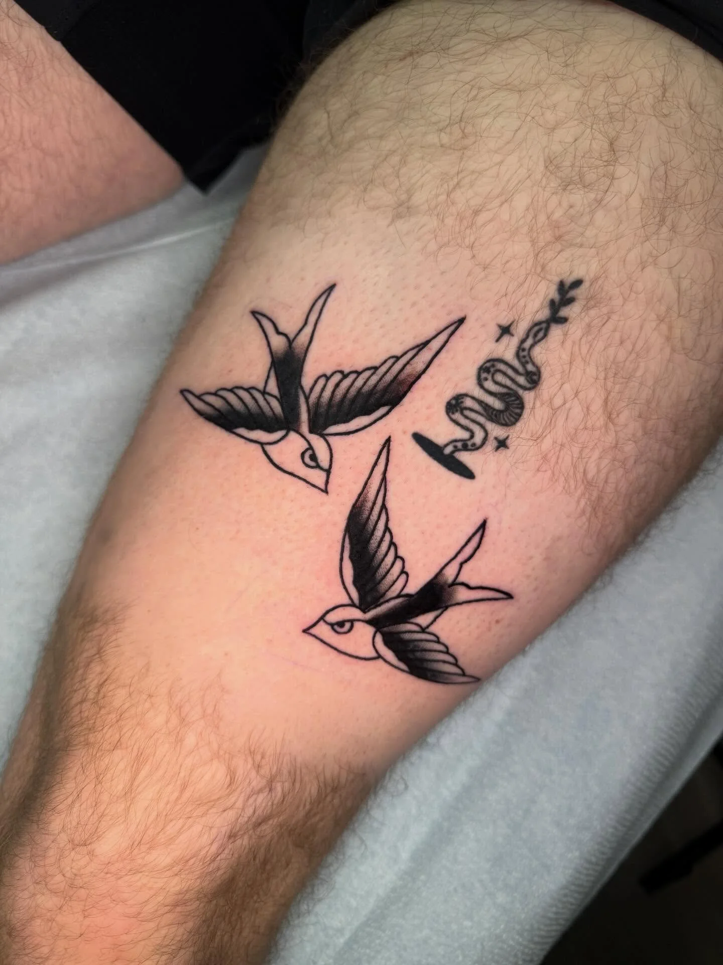 Sweet and simple flash from the wall. #sparrowtattoo #blacktraditionaltattoos