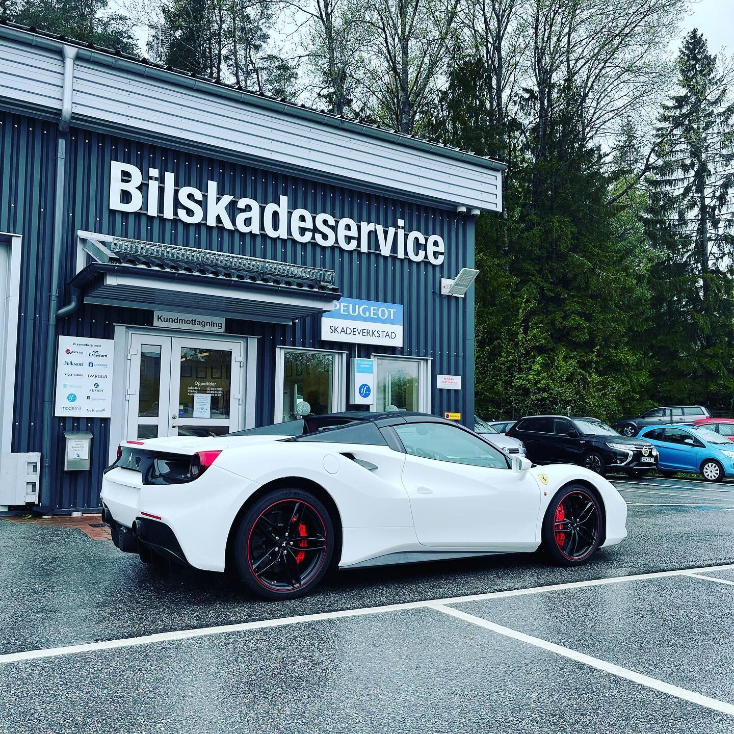 #ferraricars #ferrari #ferrari488 #ferrari488spider #ferrarifriday