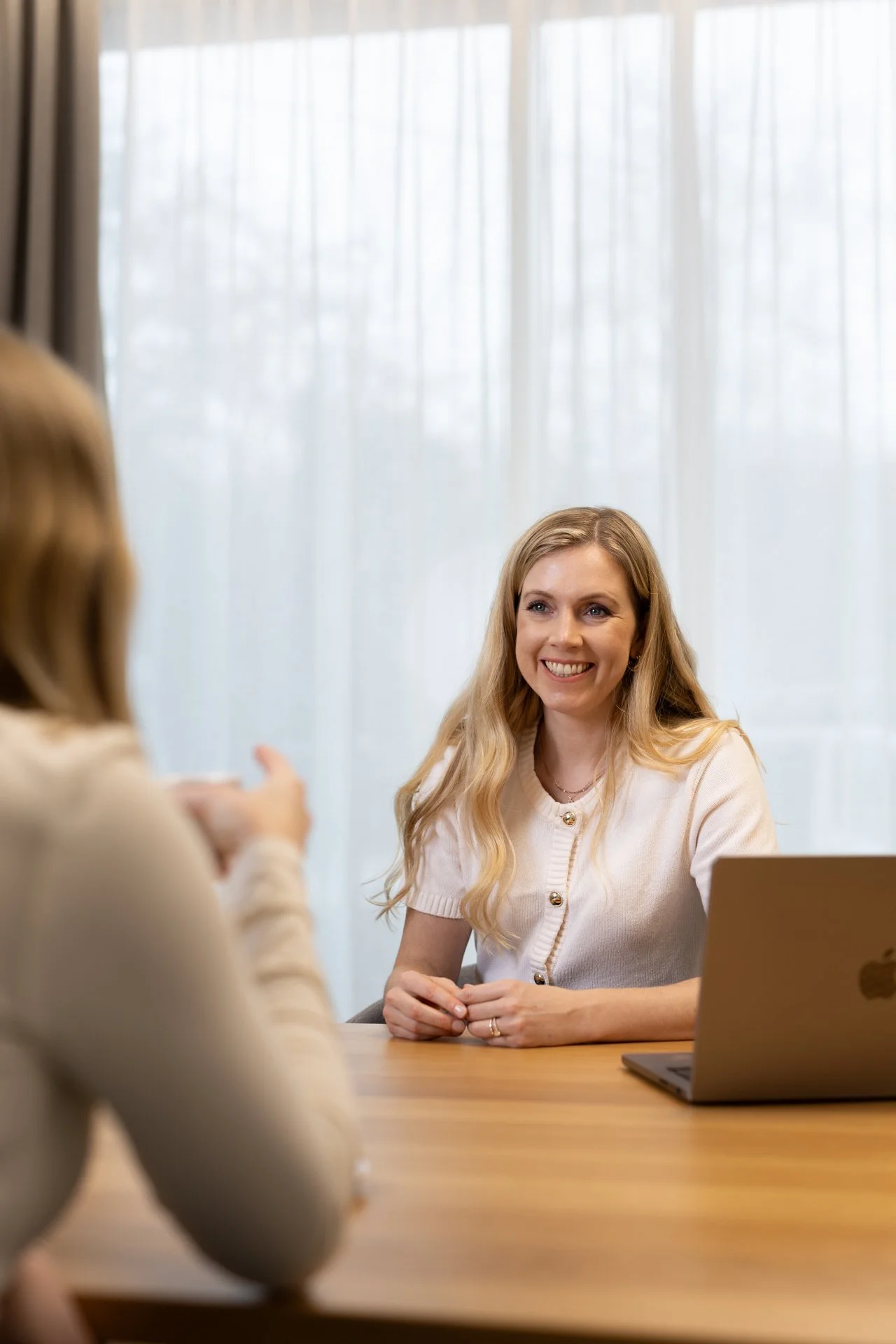 Melanie Pfeiffer (ehemals Maderthaner) für Praxismarketing (Gründungen und Ordinationseröffnungen)