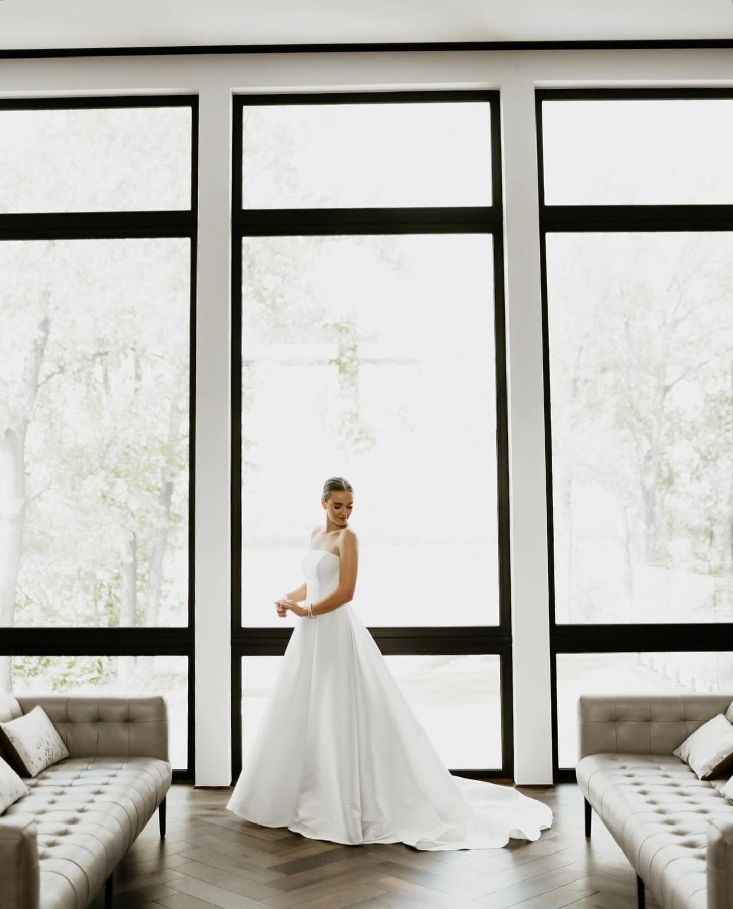 We will forever swoon over Sarah in her dress from Essense of Australia.

Photos: @cynthiabettencourtphotography 
Hair: blush and blonde @204red 
Makeup artist: @theaesthetic.makeup 

#blissbride #blissbridal #winnipegweddings #weddingdressinspo #wed
