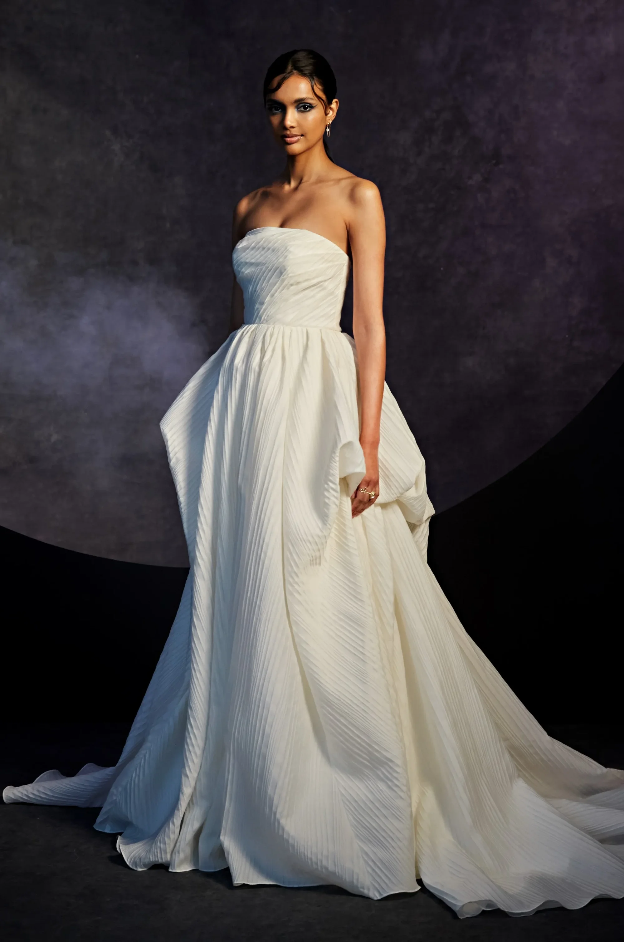 aurora__f.2000.webp
