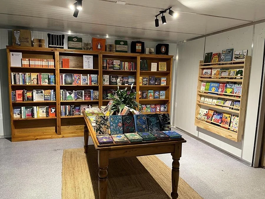wilde-about-books-ballan-hours.jpg